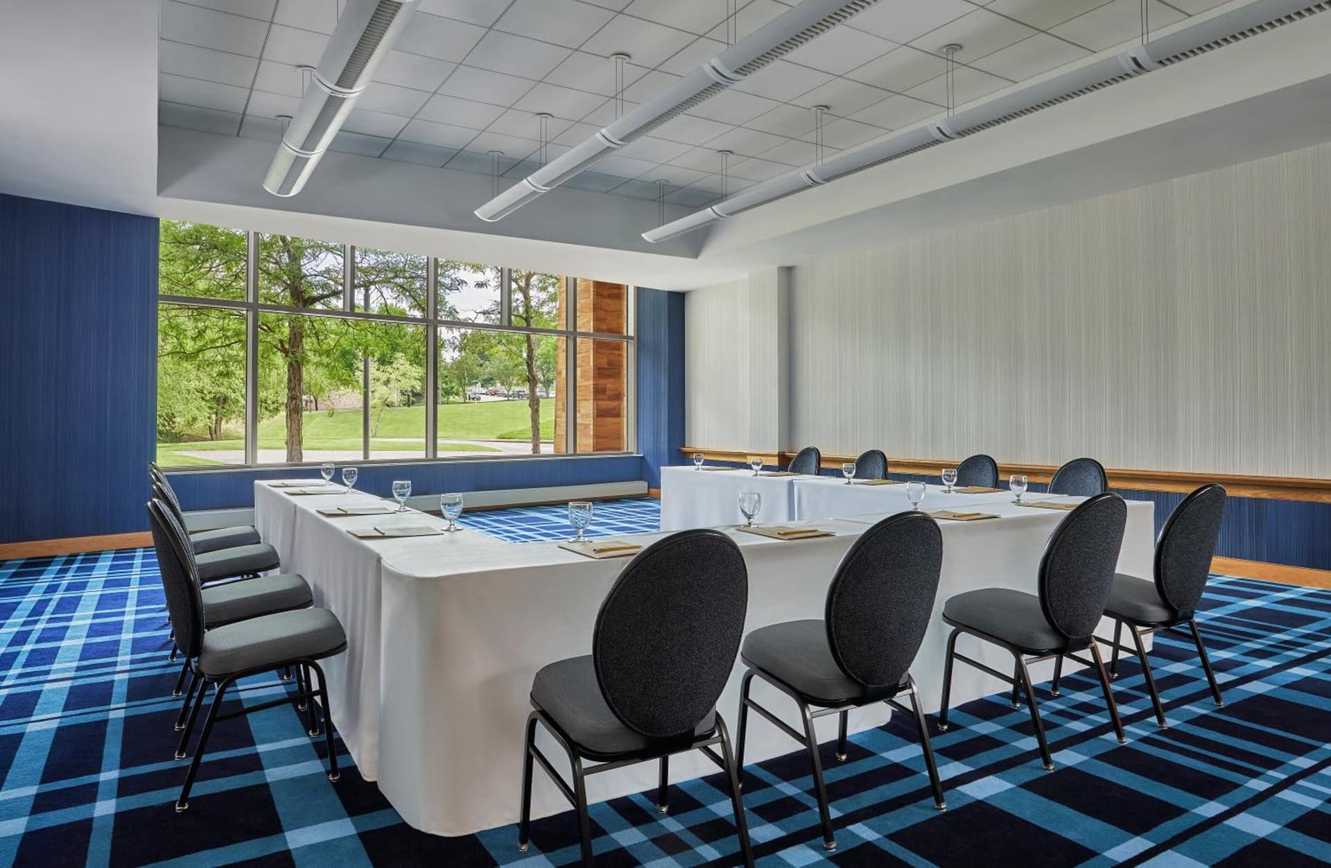 Graduate by Hilton Cincinnati gallery photo in Cincinnati, OH — image 60