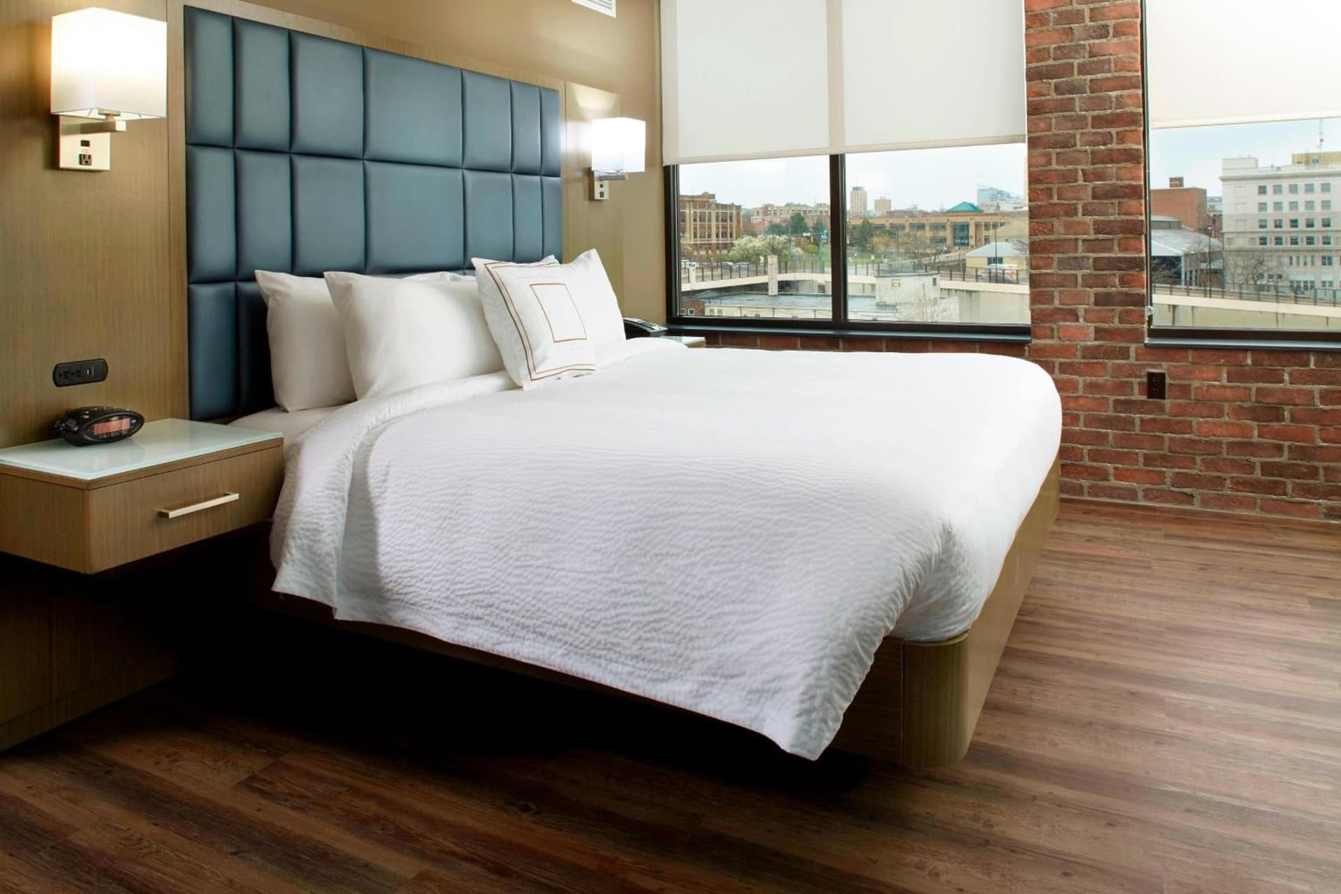 Courtyard by Marriott Akron Downtown gallery photo in Akron, OH — image 17