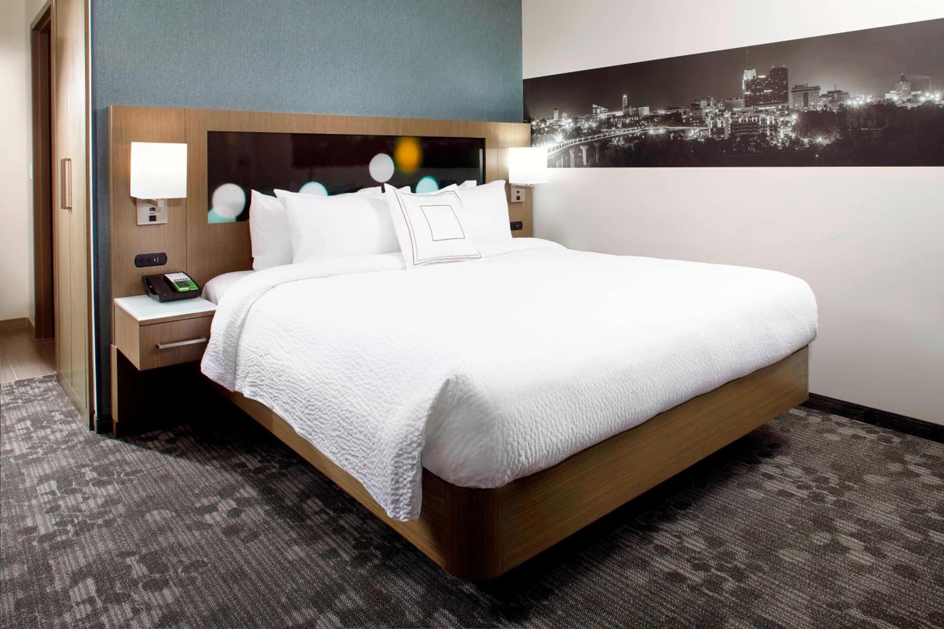 Courtyard by Marriott Akron Downtown gallery photo in Akron, OH — image 10