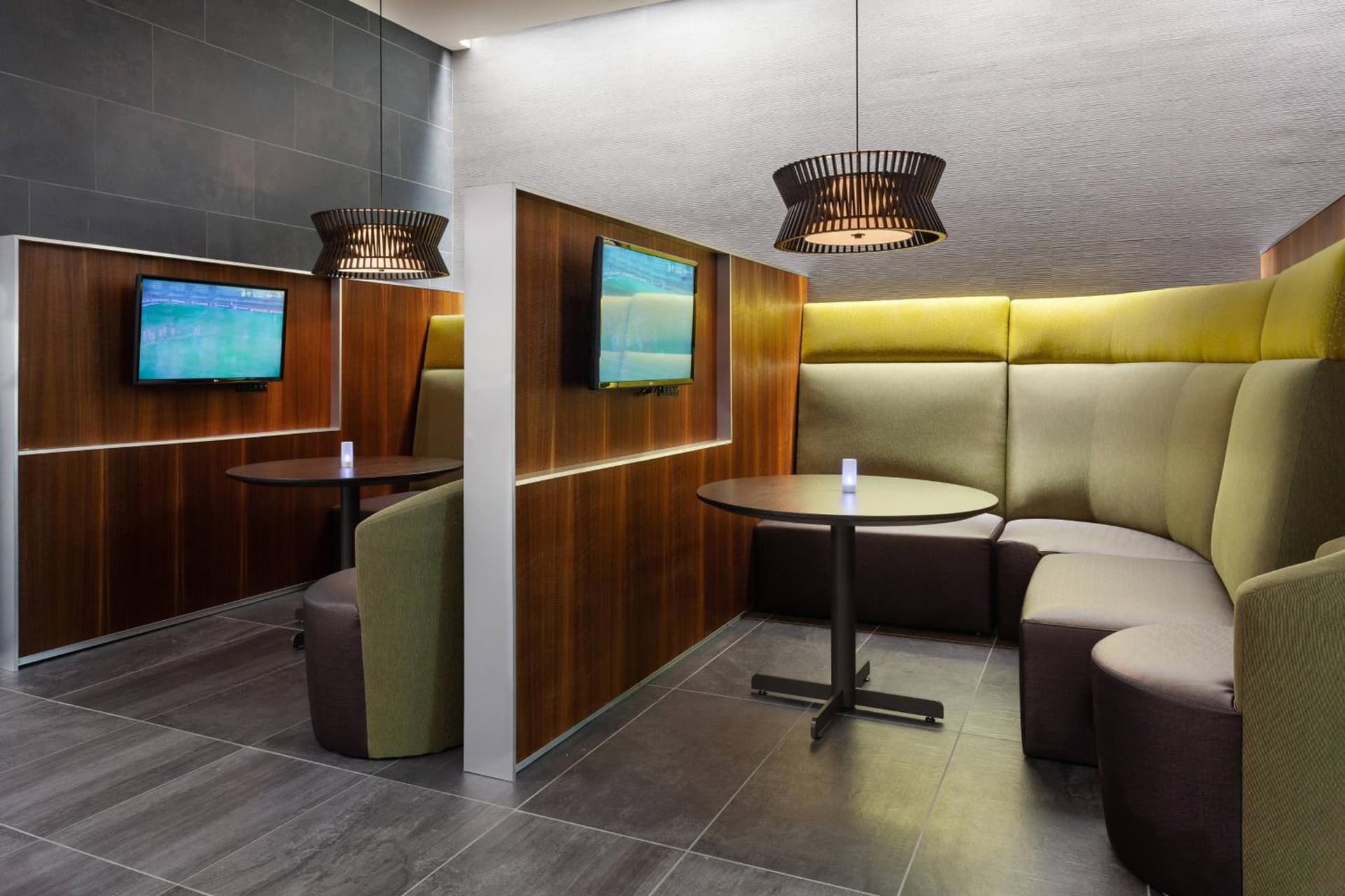 Courtyard by Marriott Winter Haven gallery photo in Winter Haven, FL — image 4