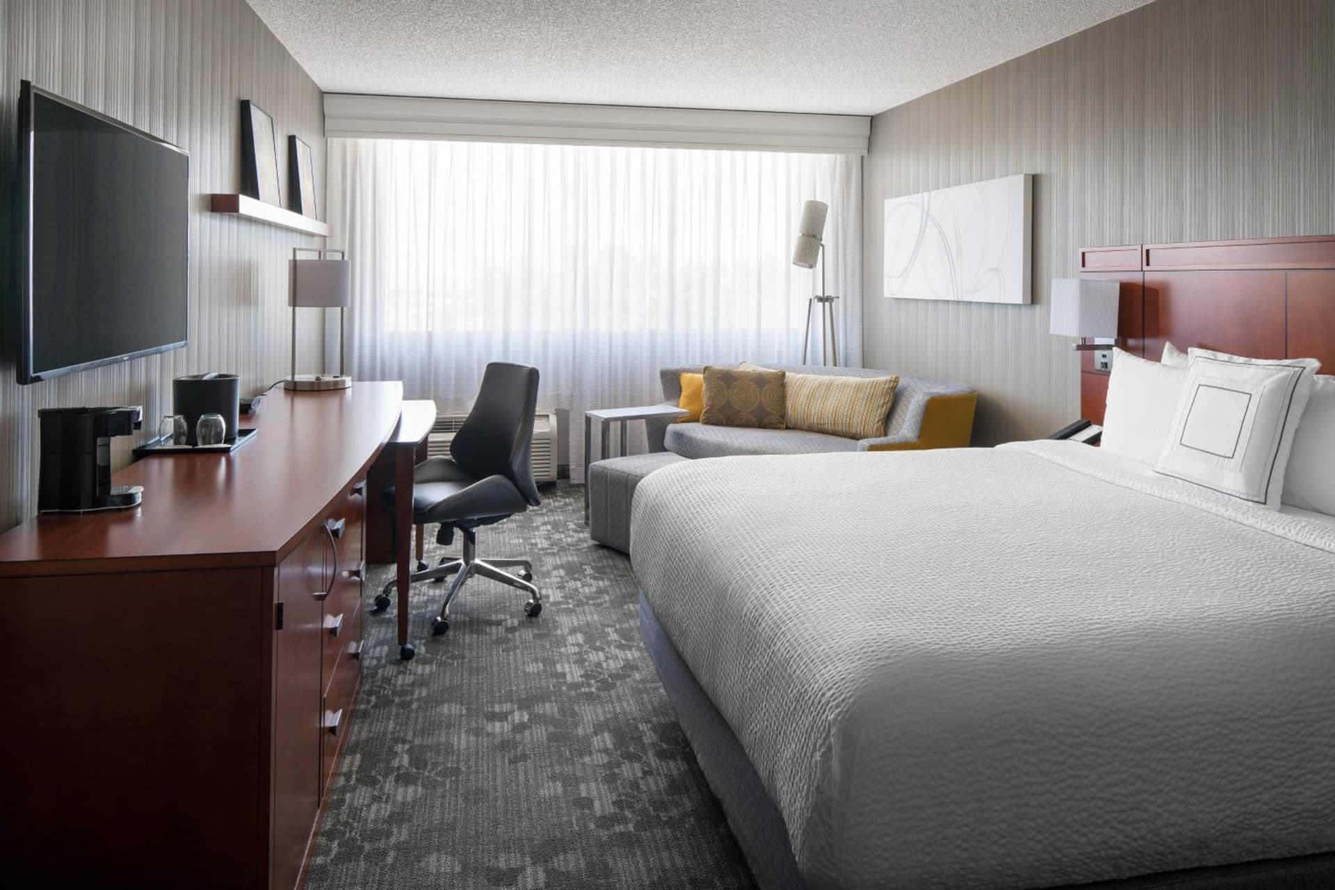 Courtyard by Marriott Richmond Berkeley gallery photo in Richmond, CA — image 14