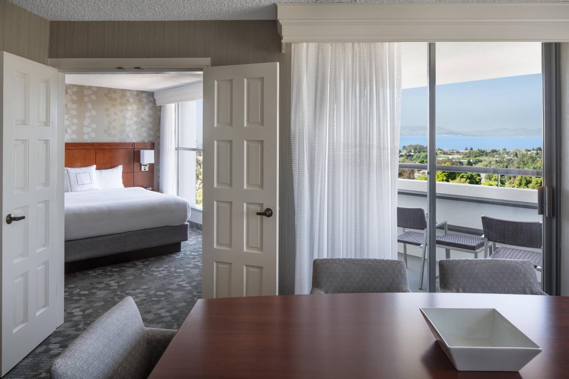 Courtyard by Marriott Richmond Berkeley gallery photo in Richmond, CA — image 6
