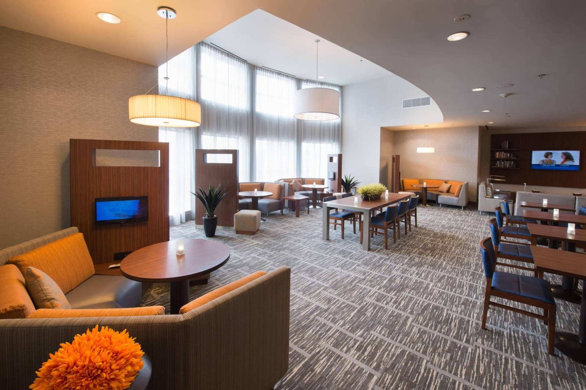 Courtyard by Marriott Canton gallery photo in North Canton, OH — image 30
