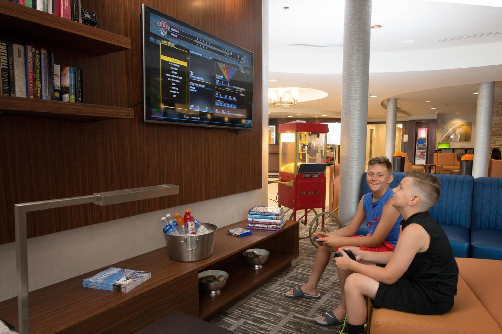 Courtyard by Marriott Canton gallery photo in North Canton, OH — image 7