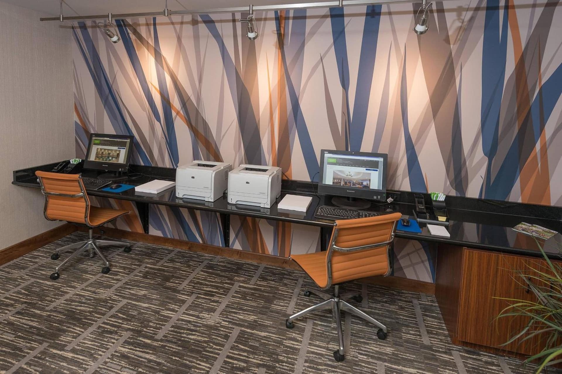 Courtyard by Marriott Canton gallery photo in North Canton, OH — image 5