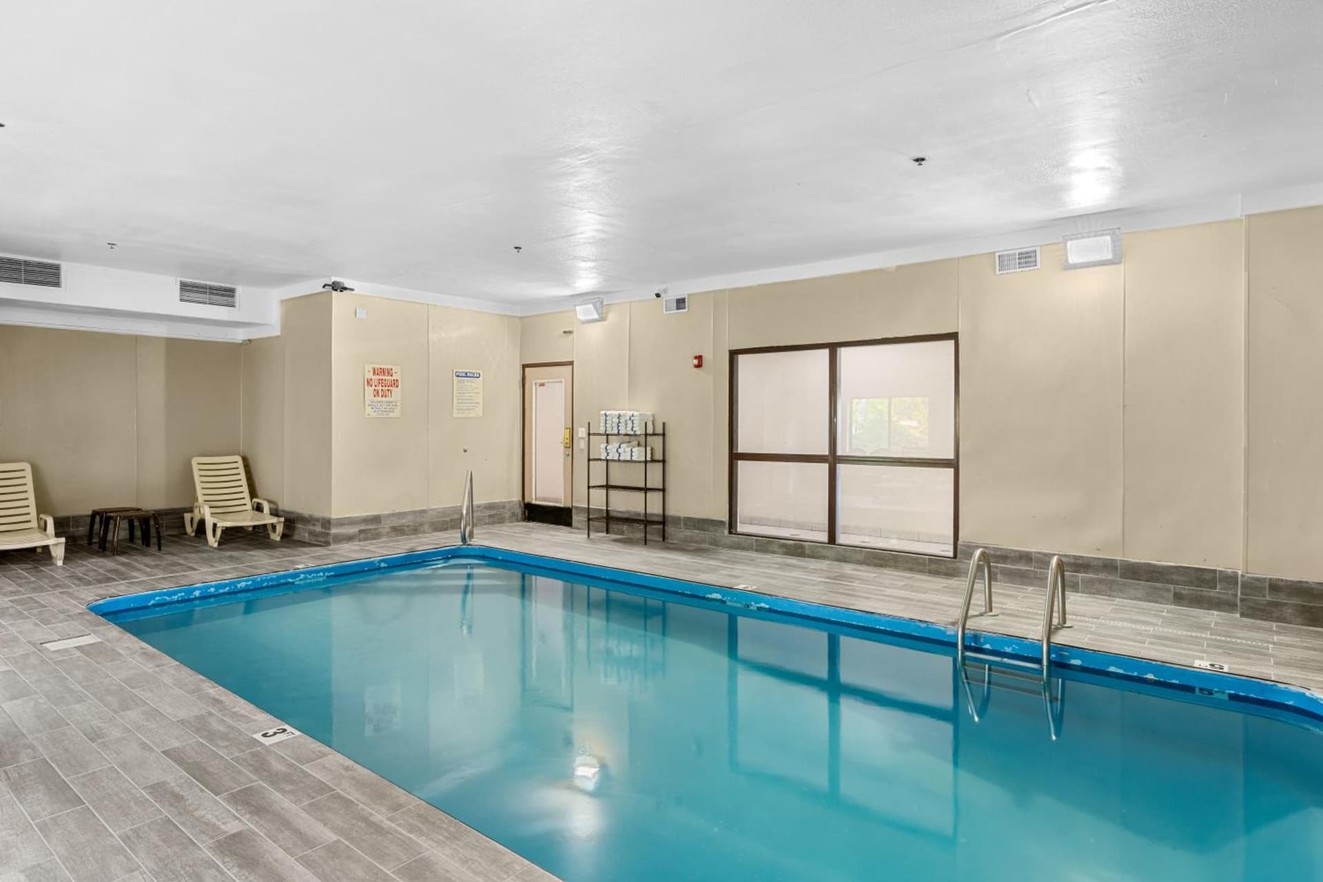 Baymont by Wyndham Lawrence gallery photo in Lawrence, KS — image 10