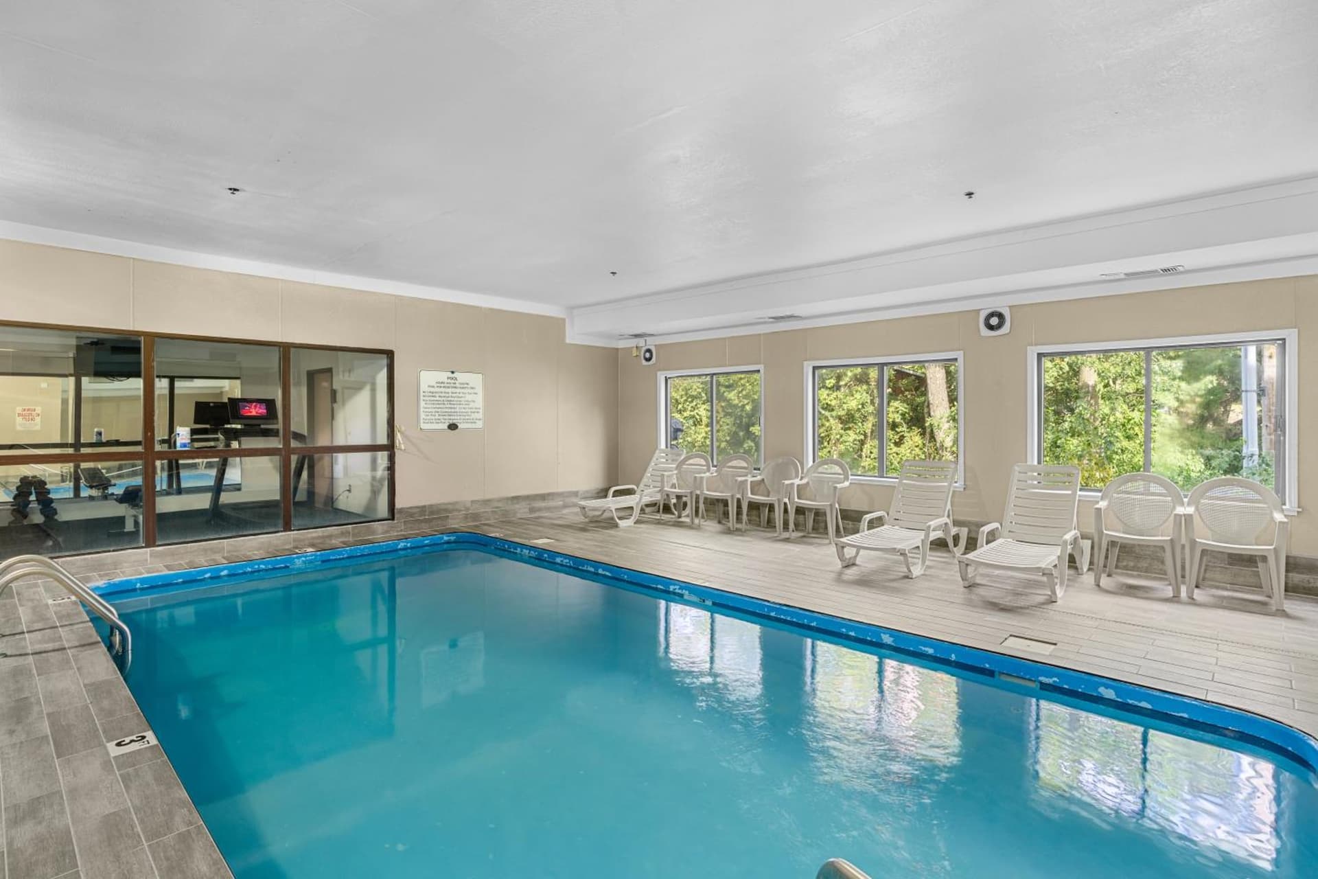 Baymont by Wyndham Lawrence property views in Lawrence, KS — gallery photo 3