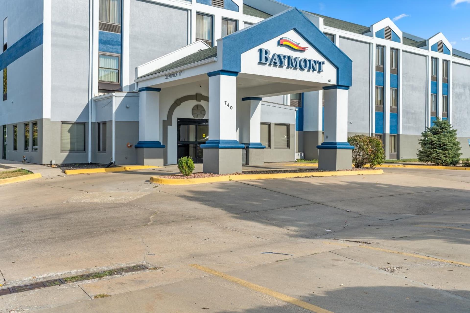 Baymont by Wyndham Lawrence gallery photo in Lawrence, KS — image 16
