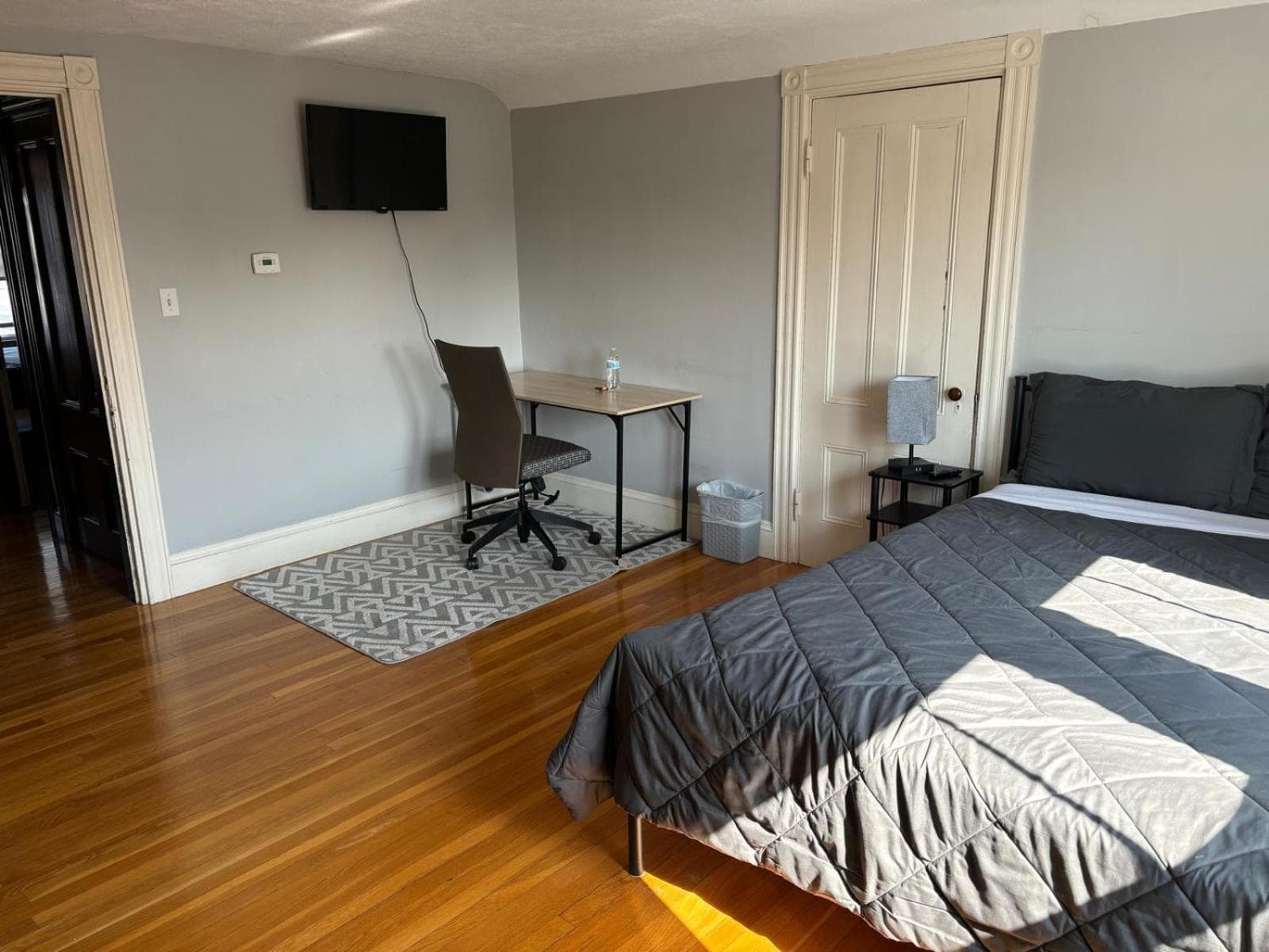 HomeStay Near Downtown Boston - Andrew Station Area property views in Boston, MA — gallery photo 3