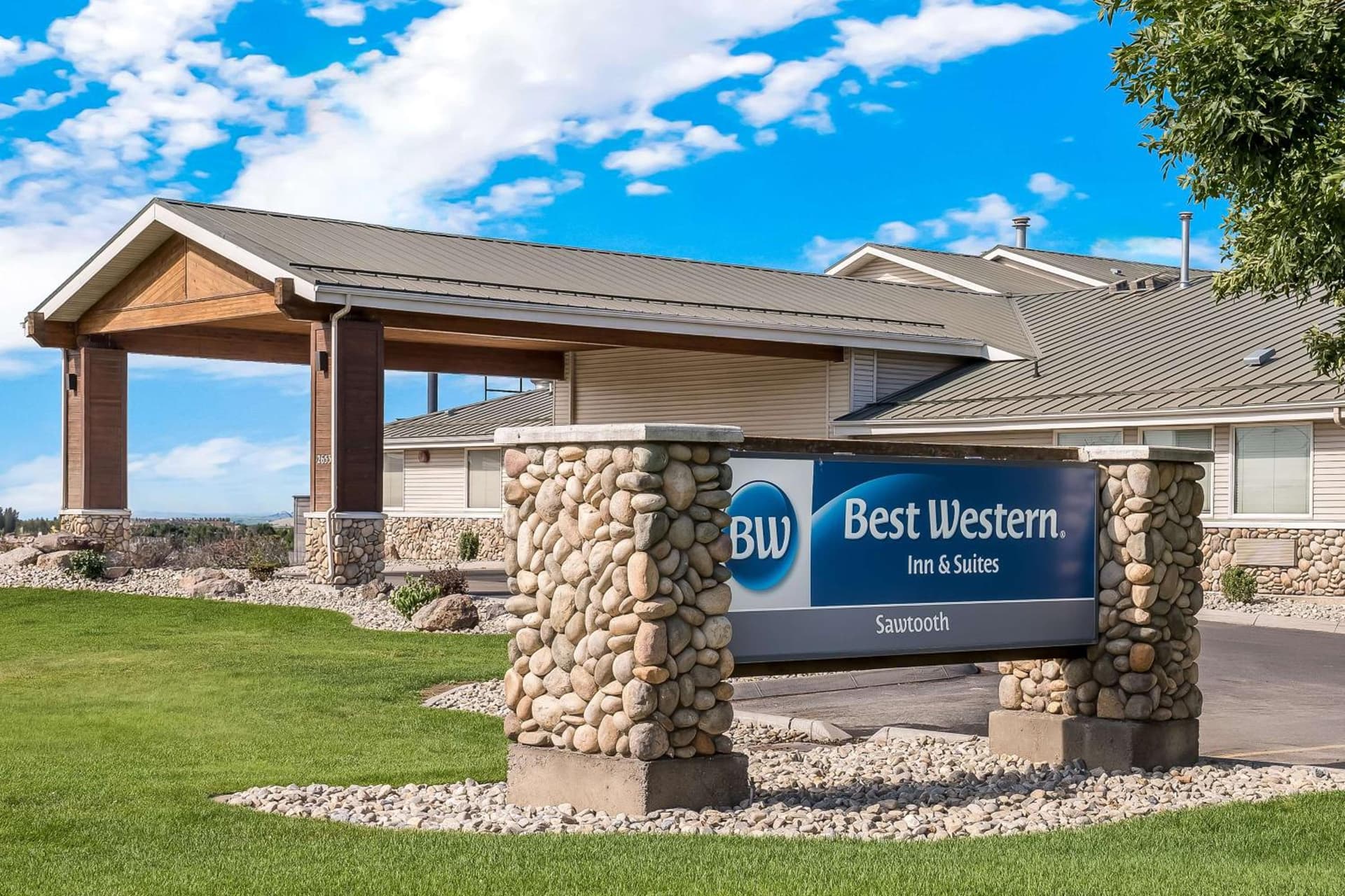 Best Western Sawtooth Inn and Suites featured exterior or lobby in Jerome, ID — similar hotel