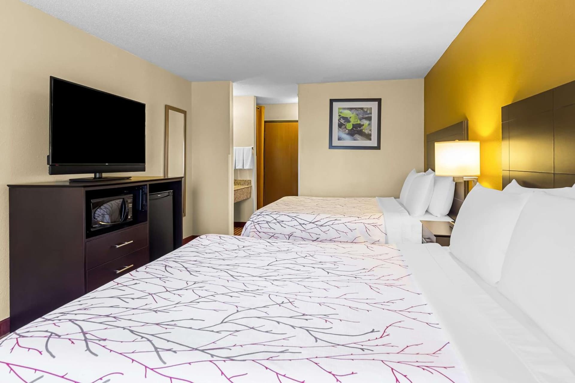 Best Western Jacksonville Inn property views in Jacksonville, IL — gallery photo 3