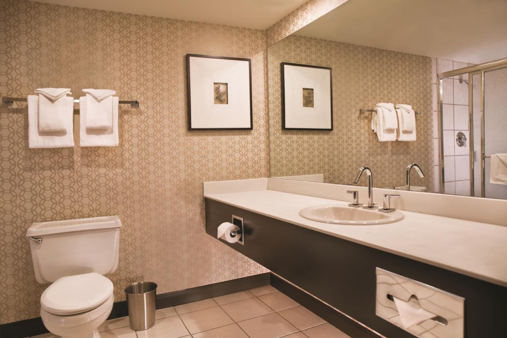 Excalibur gallery photo in Las Vegas, NV — image 42