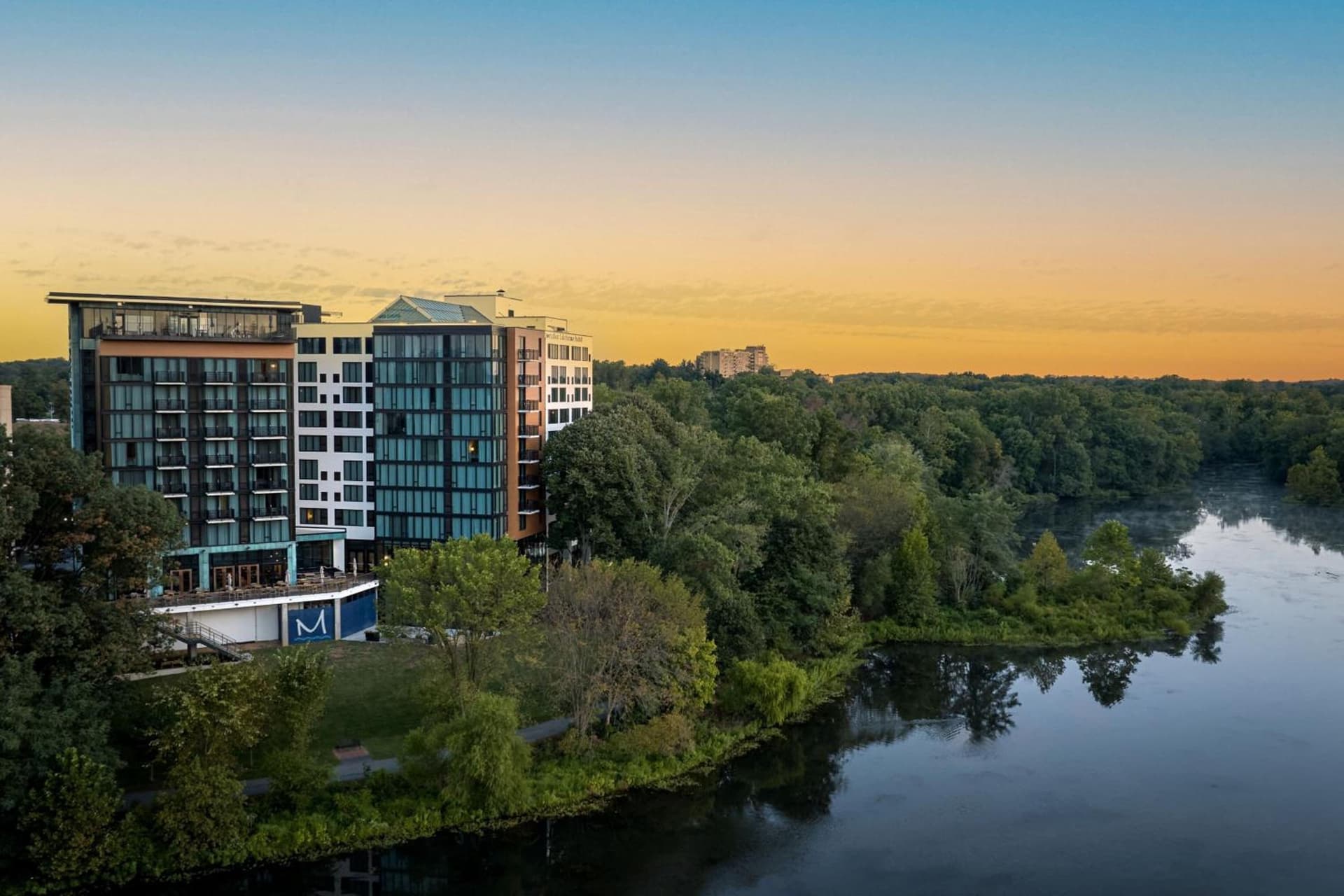 Merriweather Lakehouse Hotel, Autograph Collection property views in Columbia, MD — gallery photo 3