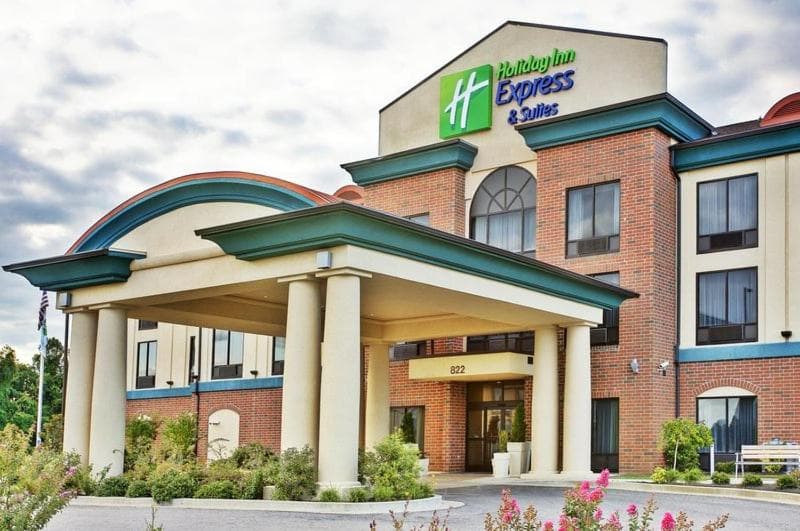 Holiday Inn Express & Suites Dyersburg by IHG property views in Dyersburg, TN — gallery photo 3