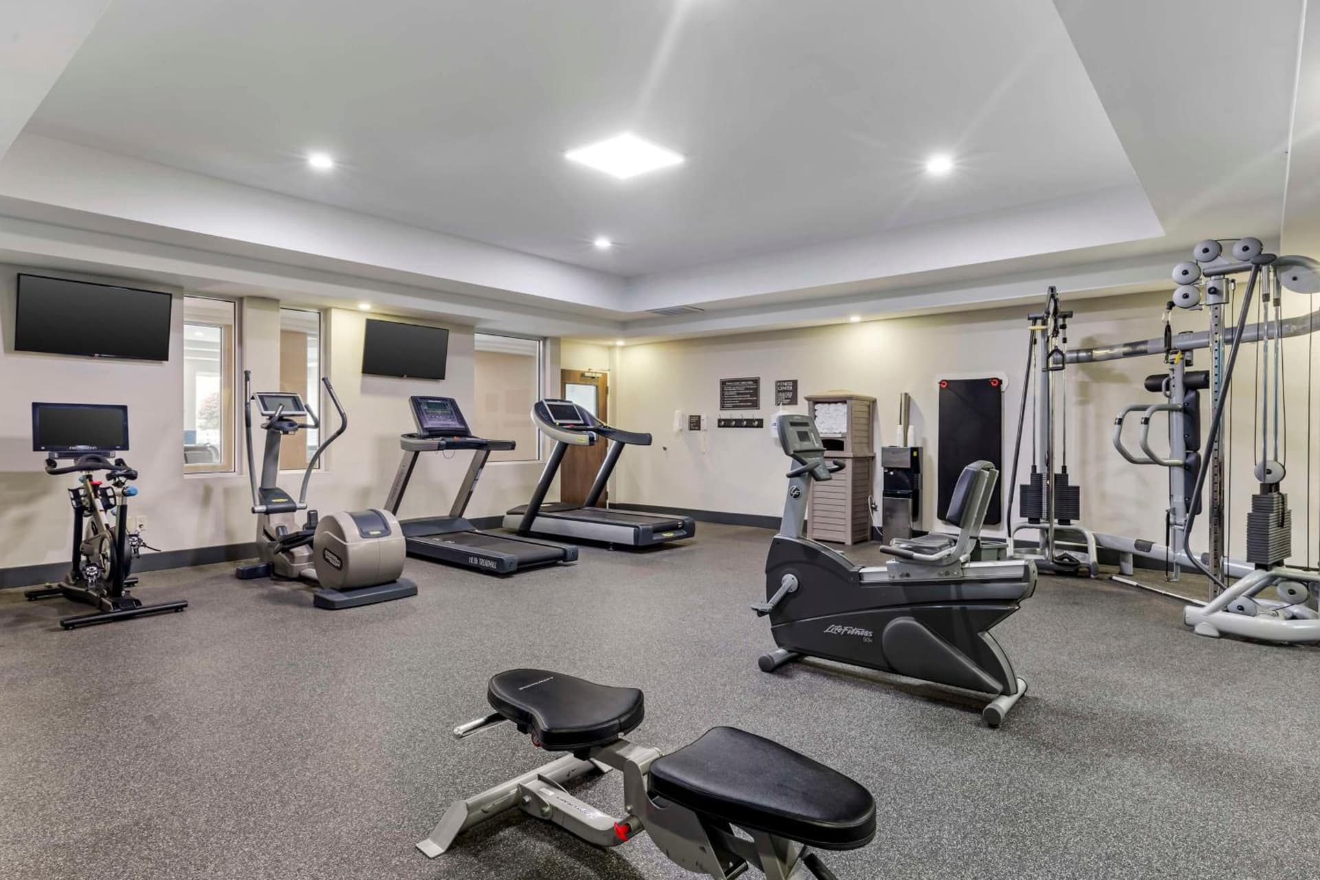 Best Western Plus North Shore Hotel gallery photo in Danvers — image 44