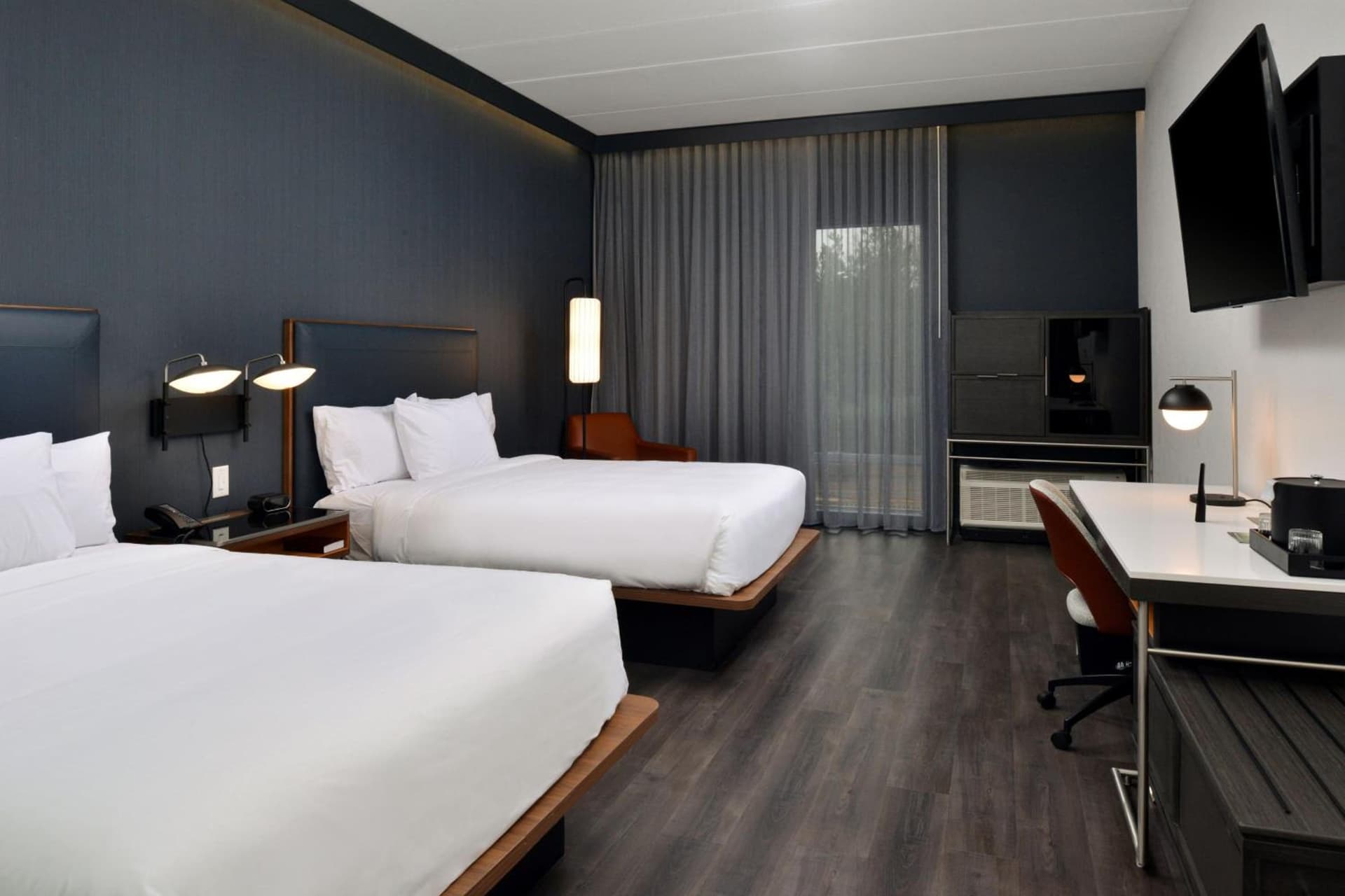 Courtyard by Marriott Raleigh Cary Crossroads interior in Cary, NC — gallery photo 2