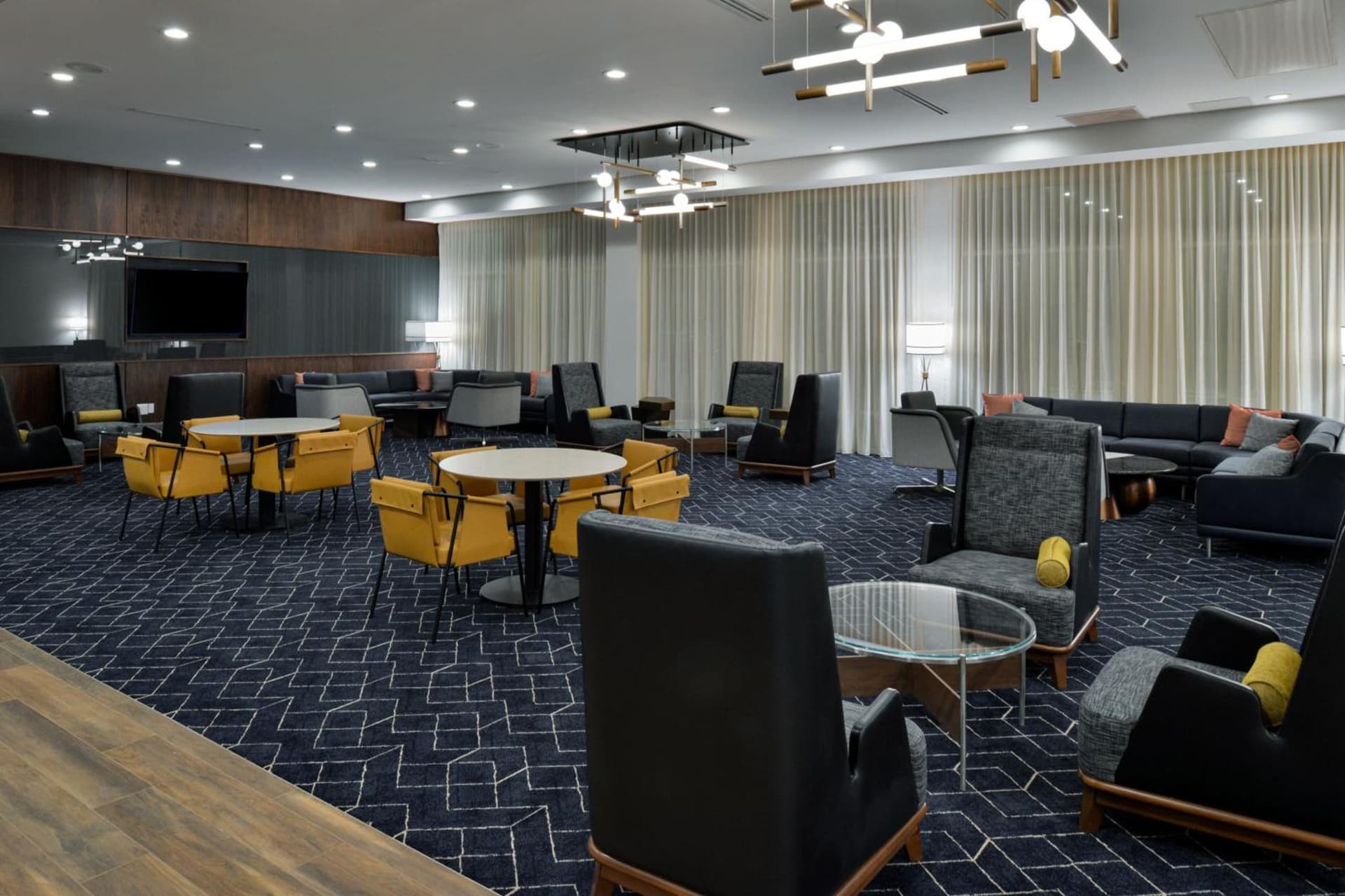 Courtyard by Marriott Raleigh Cary Crossroads gallery photo in Cary, NC — image 48