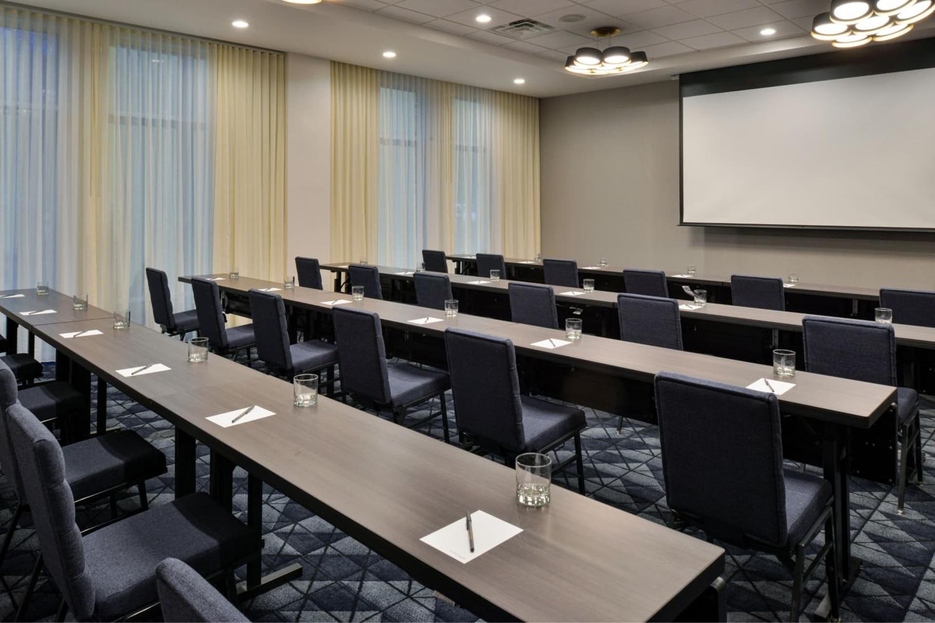 Courtyard by Marriott Raleigh Cary Crossroads gallery photo in Cary, NC — image 6