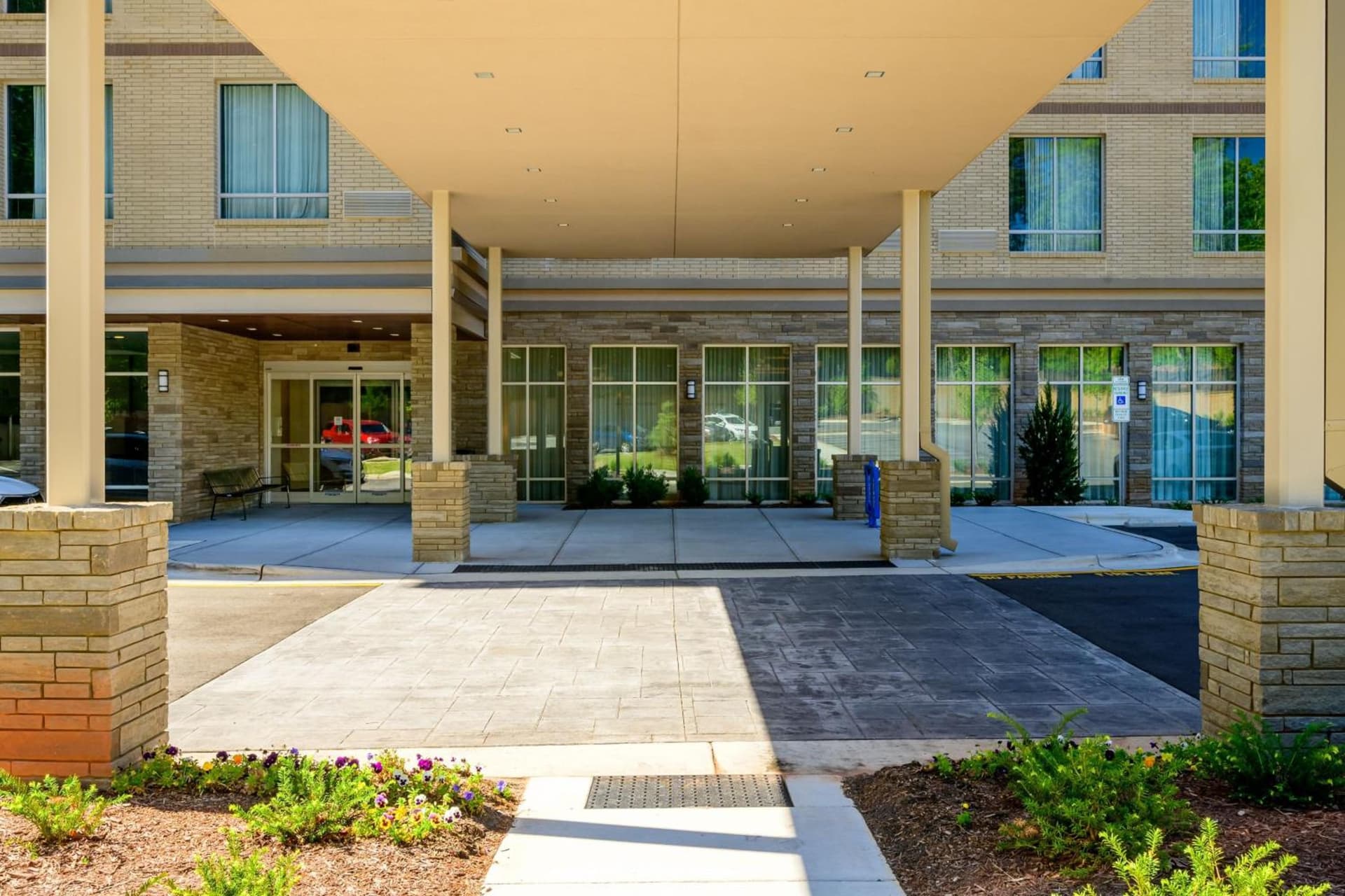 Courtyard by Marriott Raleigh Cary Crossroads property views in Cary, NC — gallery photo 3