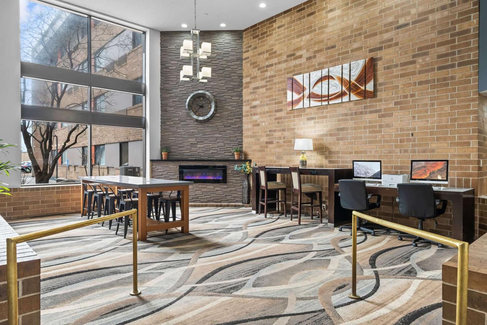 Quality Inn & Suites Mall of America - MSP Airport property views in Bloomington, MN — gallery photo 3