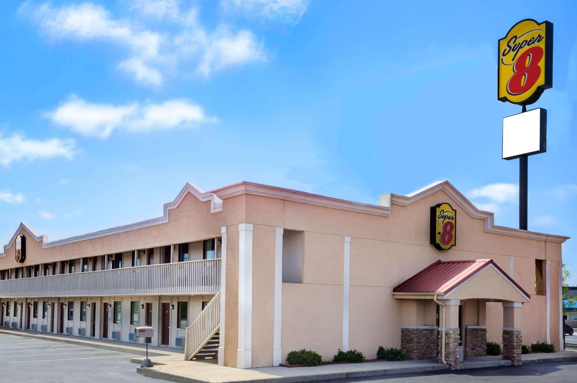 Super 8 by Wyndham Lafayette / Purdue Area gallery photo in Lafayette, IN — image 49