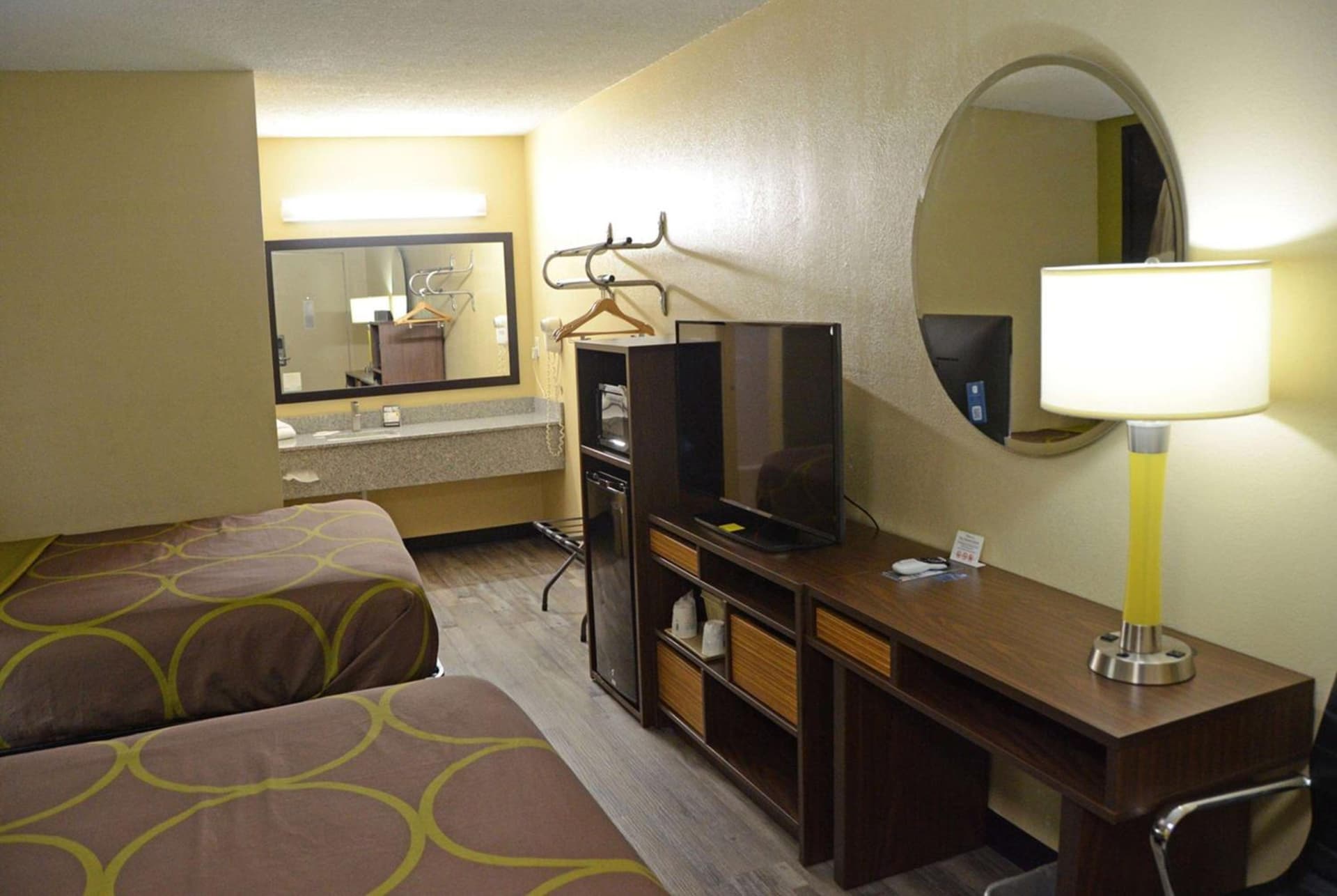 Super 8 by Wyndham Lafayette / Purdue Area gallery photo in Lafayette, IN — image 70