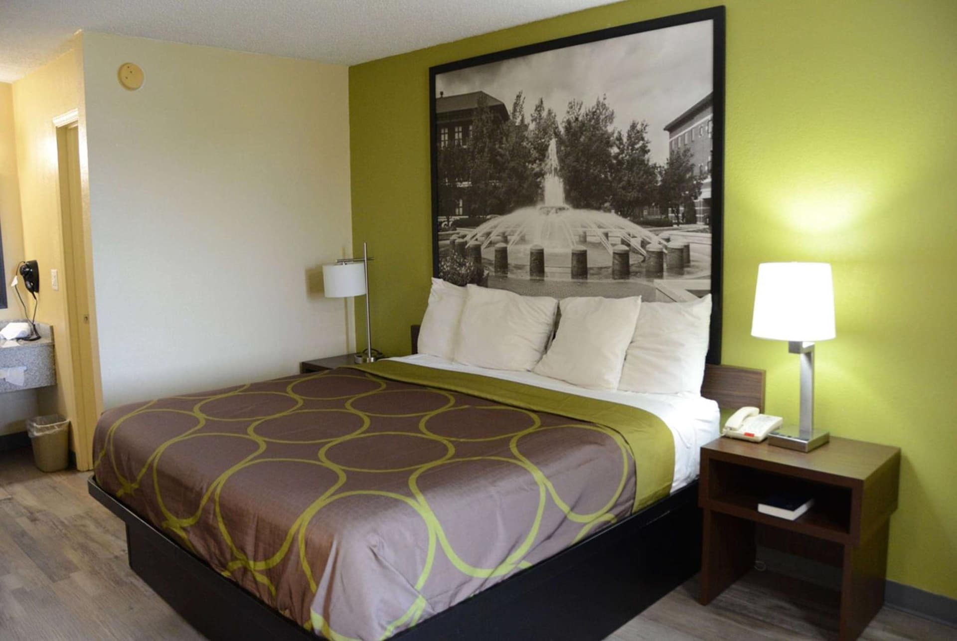Super 8 by Wyndham Lafayette / Purdue Area gallery photo in Lafayette, IN — image 39