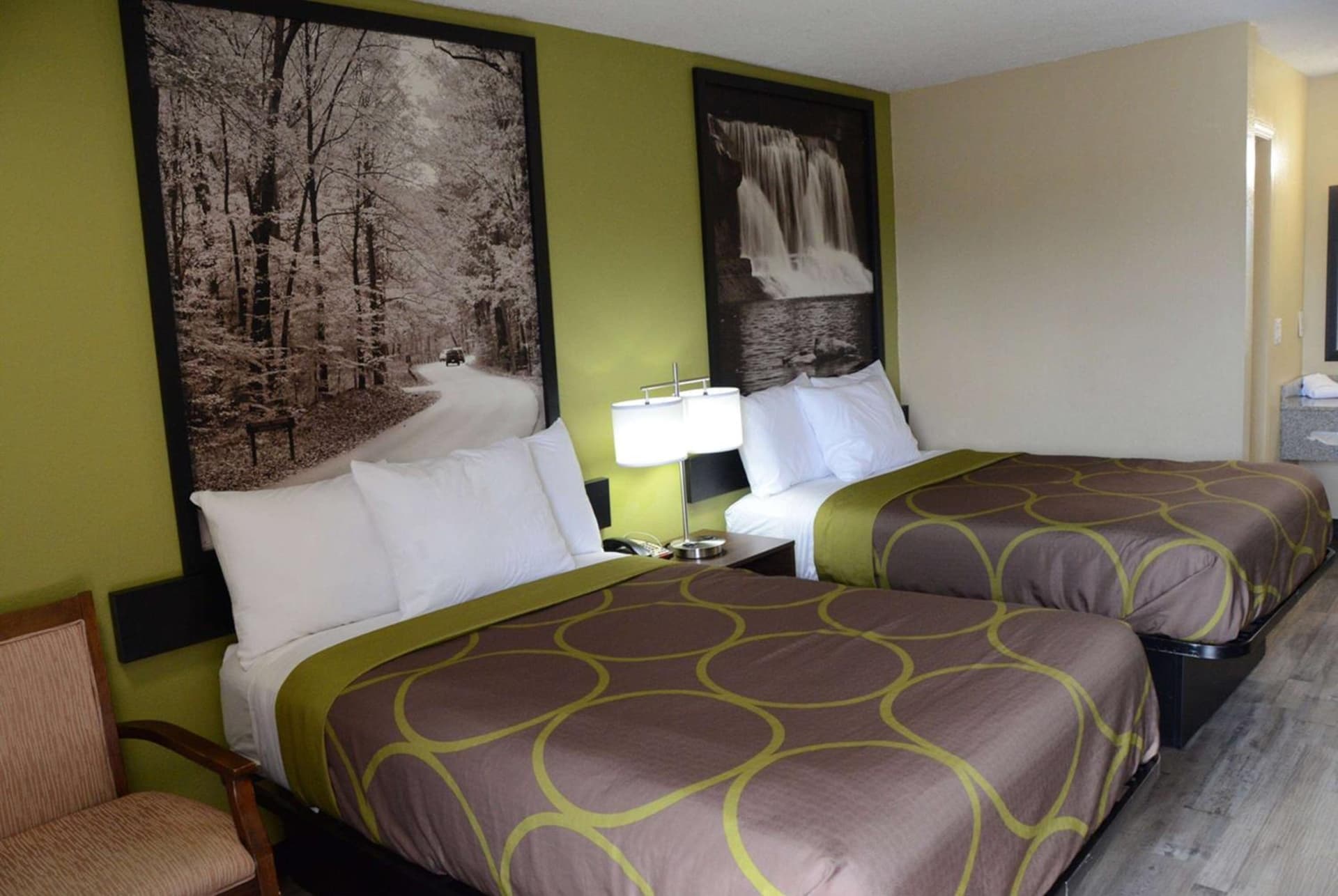 Super 8 by Wyndham Lafayette / Purdue Area gallery photo in Lafayette, IN — image 63
