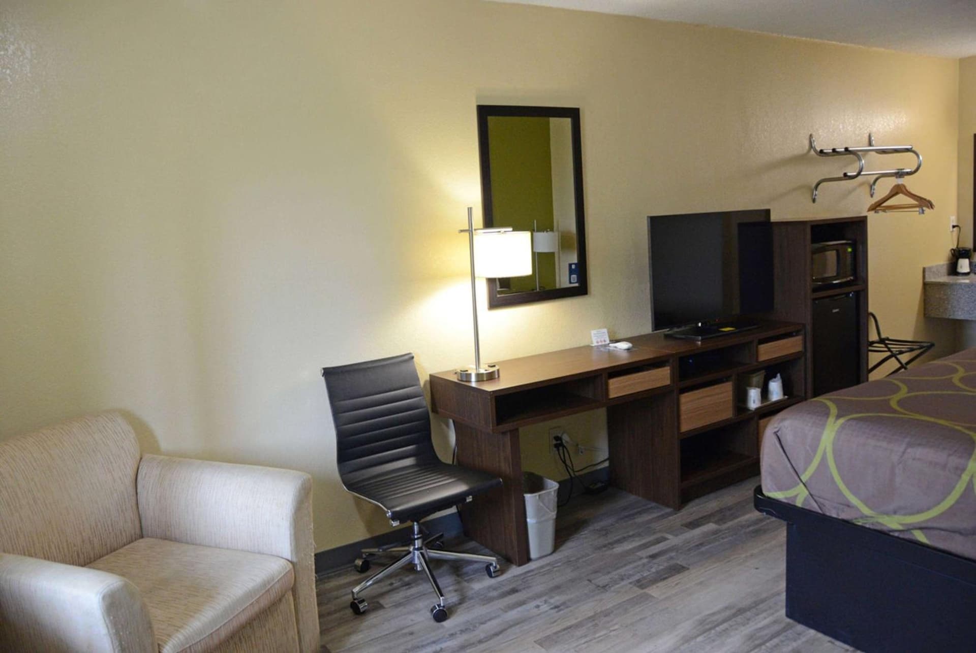 Super 8 by Wyndham Lafayette / Purdue Area gallery photo in Lafayette, IN — image 33