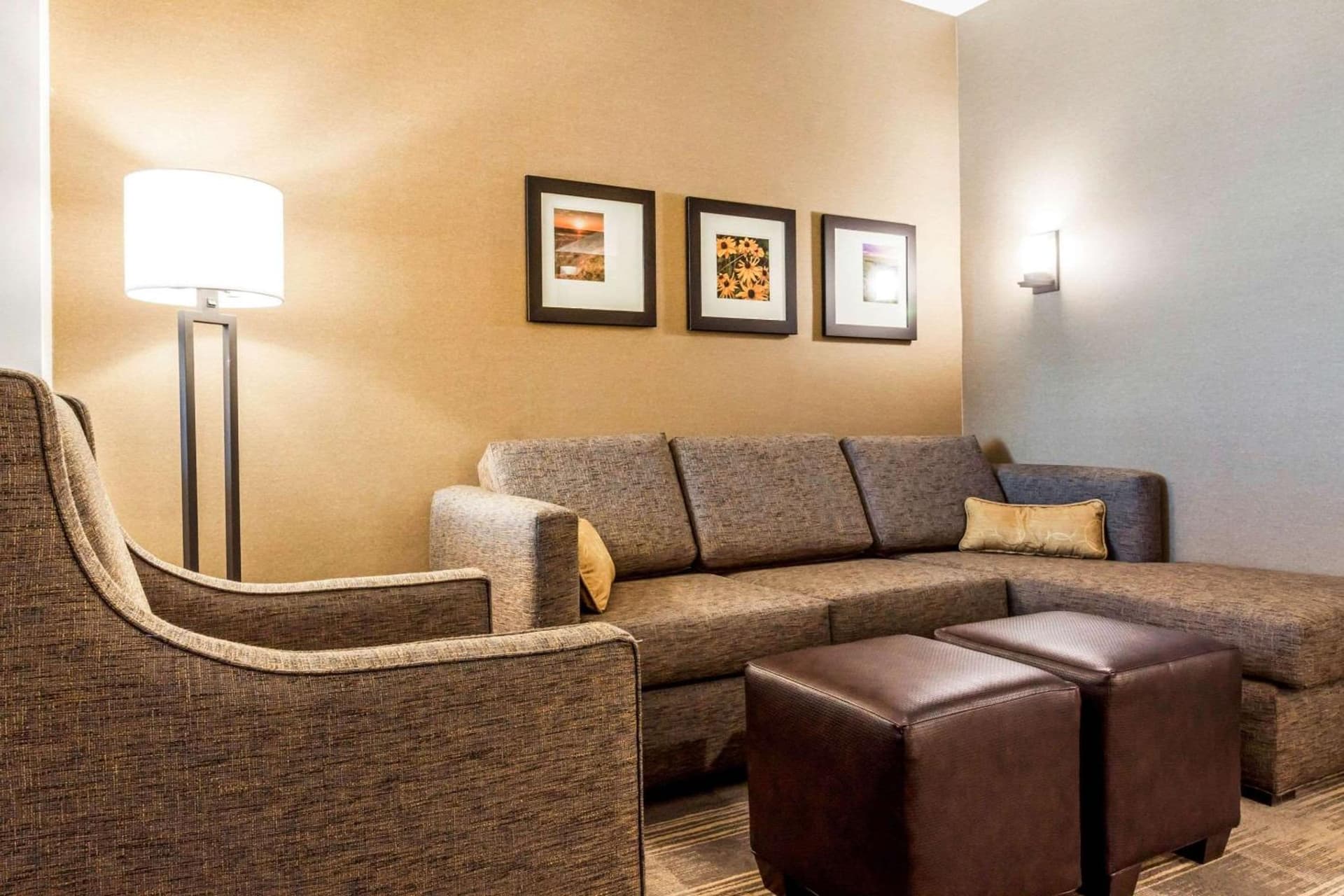 Comfort Suites University Brookings interior in Brookings, SD — gallery photo 2