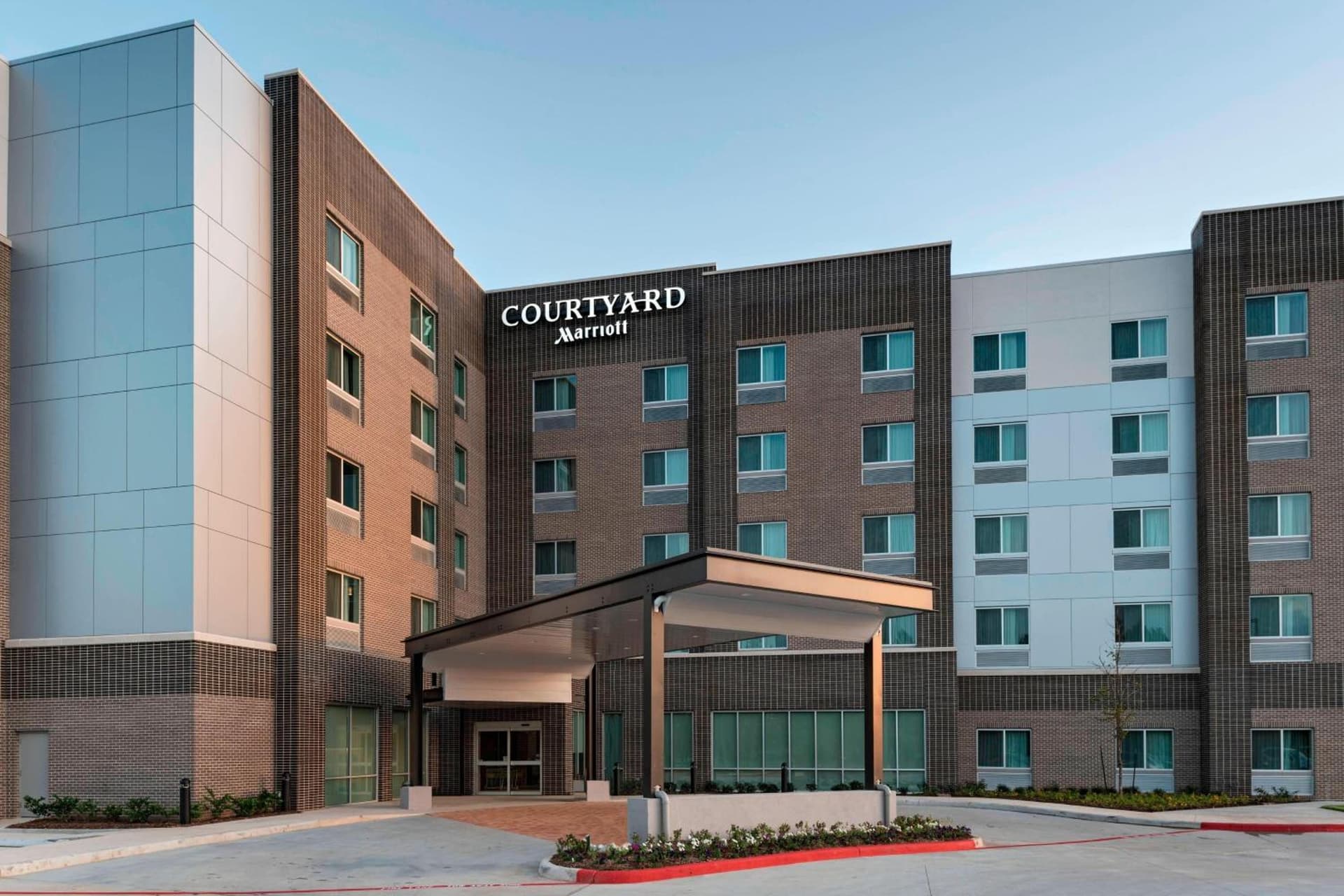 Courtyard by Marriott Houston Sugar Land/Lake Pointe gallery photo in Sugar Land, TX — image 31