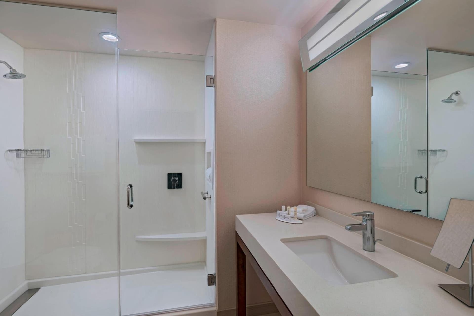 Courtyard by Marriott Houston Sugar Land/Lake Pointe gallery photo in Sugar Land, TX — image 19