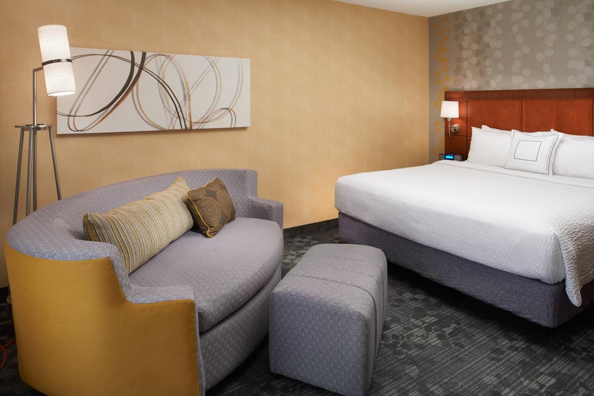 Courtyard by Marriott Detroit Warren gallery photo in Warren, MI — image 26