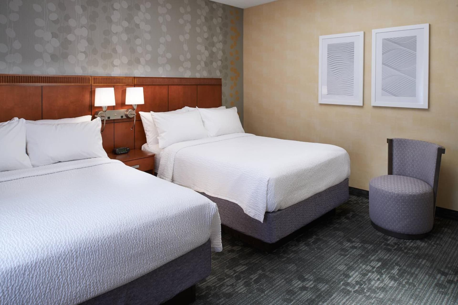 Courtyard by Marriott Detroit Dearborn gallery photo in Dearborn, MI — image 13