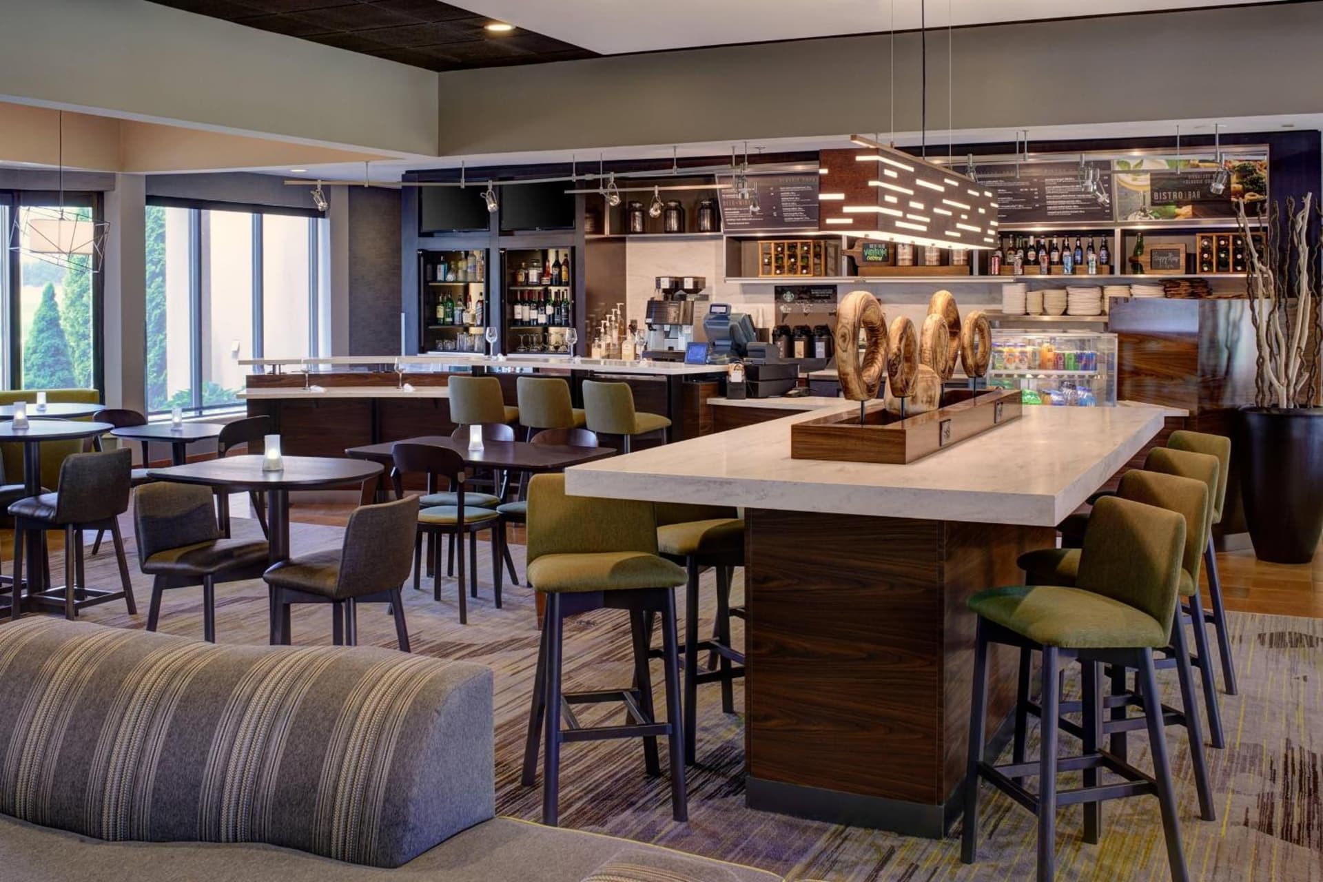 Courtyard by Marriott Detroit Dearborn gallery photo in Dearborn, MI — image 21