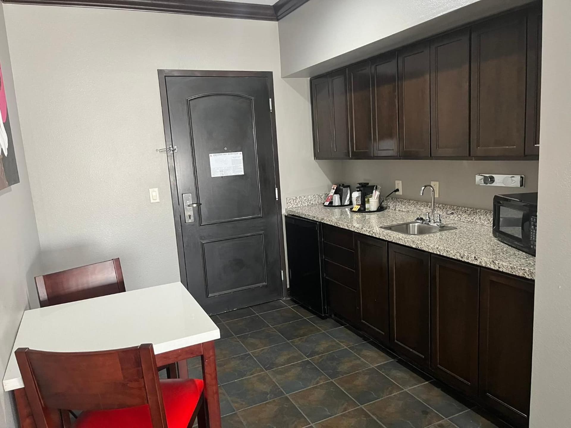 Hawthorn Suites by Wyndham Lubbock interior in Lubbock, TX — gallery photo 2