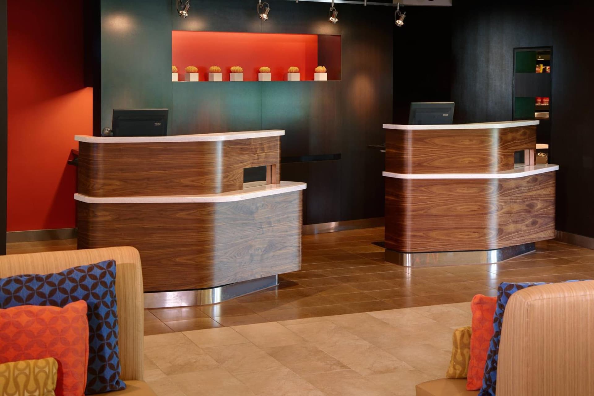 Courtyard by Marriott Lexington North interior in Lexington, KY — gallery photo 2