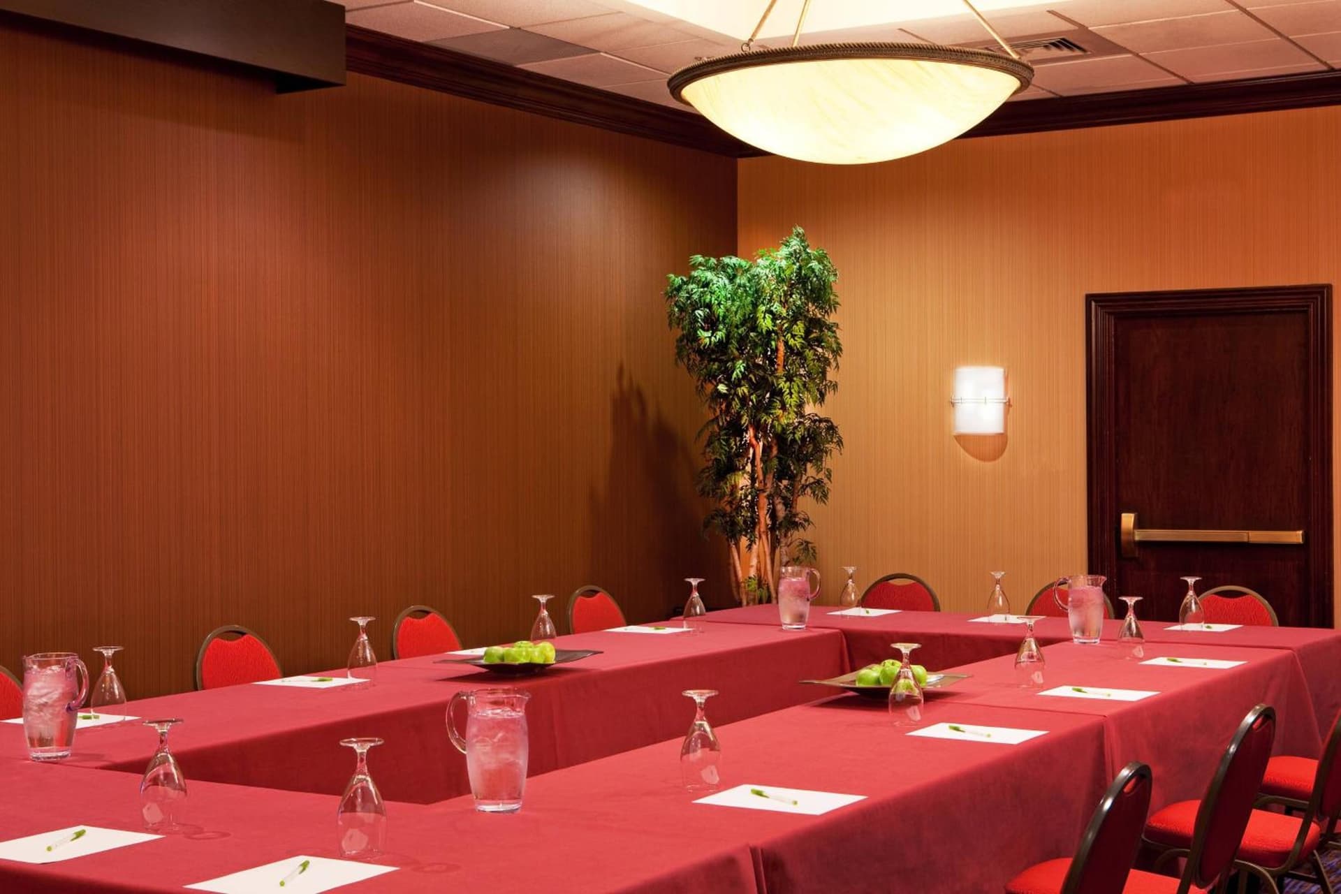 Hotel Pentagon South gallery photo in Alexandria, VA — image 30