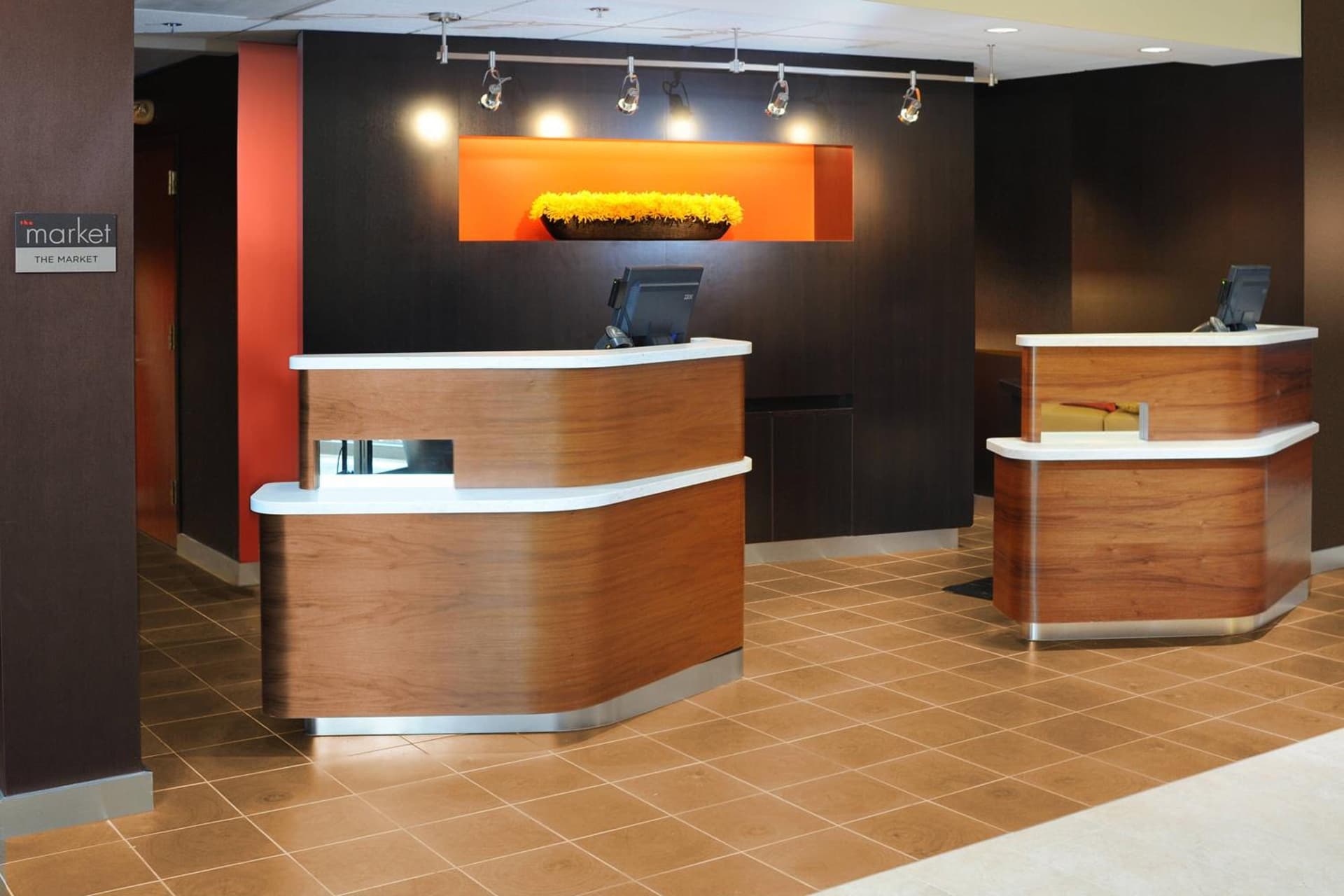 Courtyard by Marriott Oklahoma City Airport interior in Oklahoma City, OK — gallery photo 2