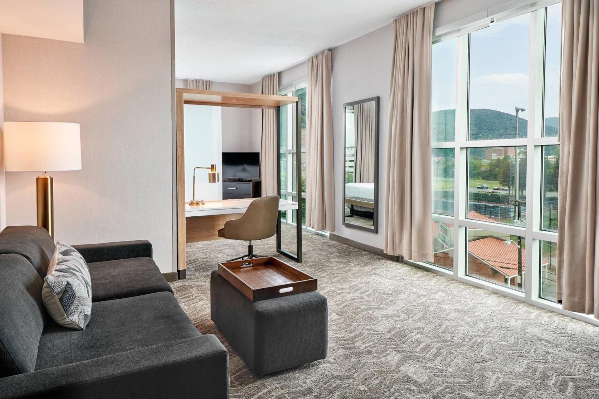 SpringHill Suites by Marriott Roanoke gallery photo in Roanoke, VA — image 17