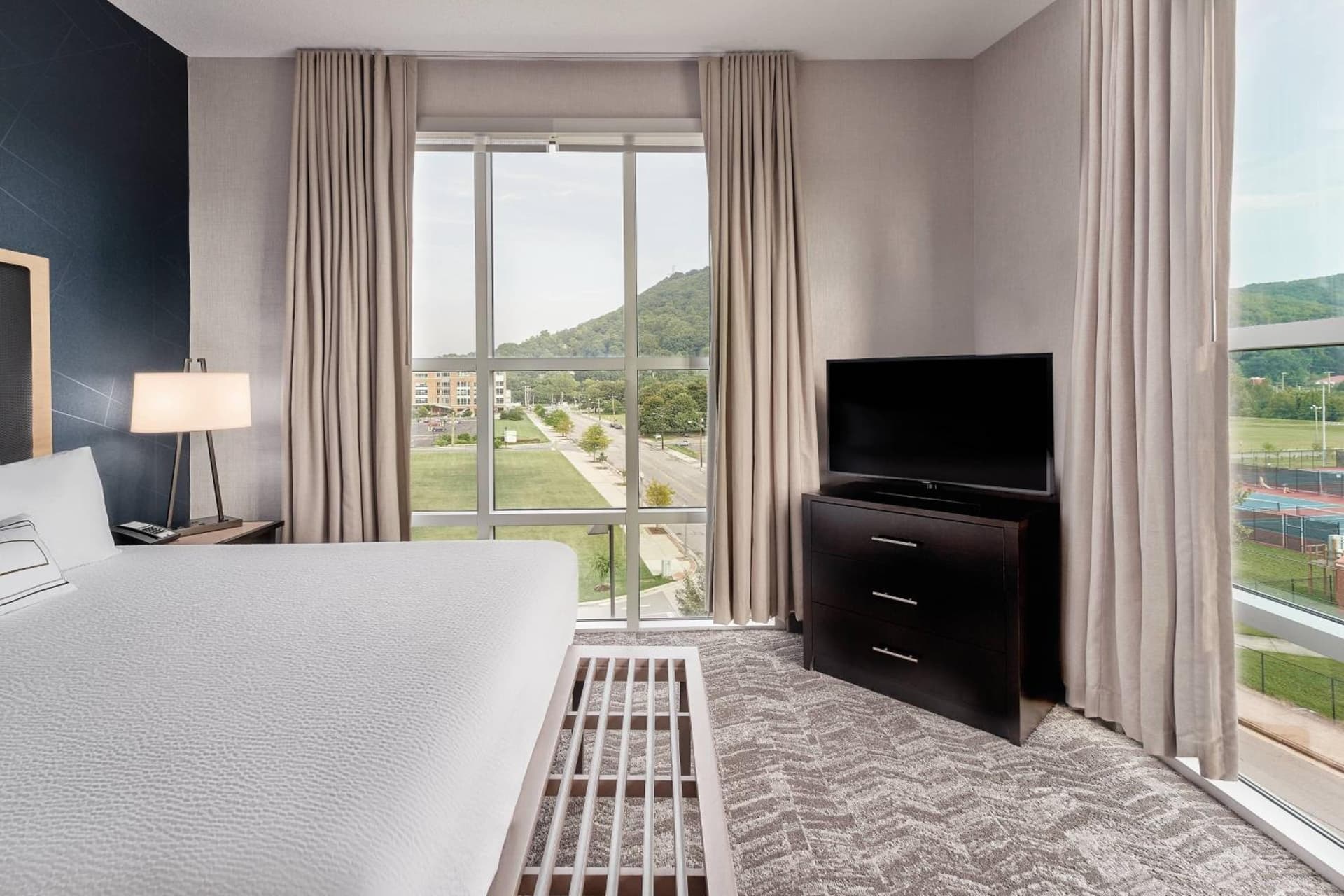 SpringHill Suites by Marriott Roanoke interior in Roanoke, VA — gallery photo 2