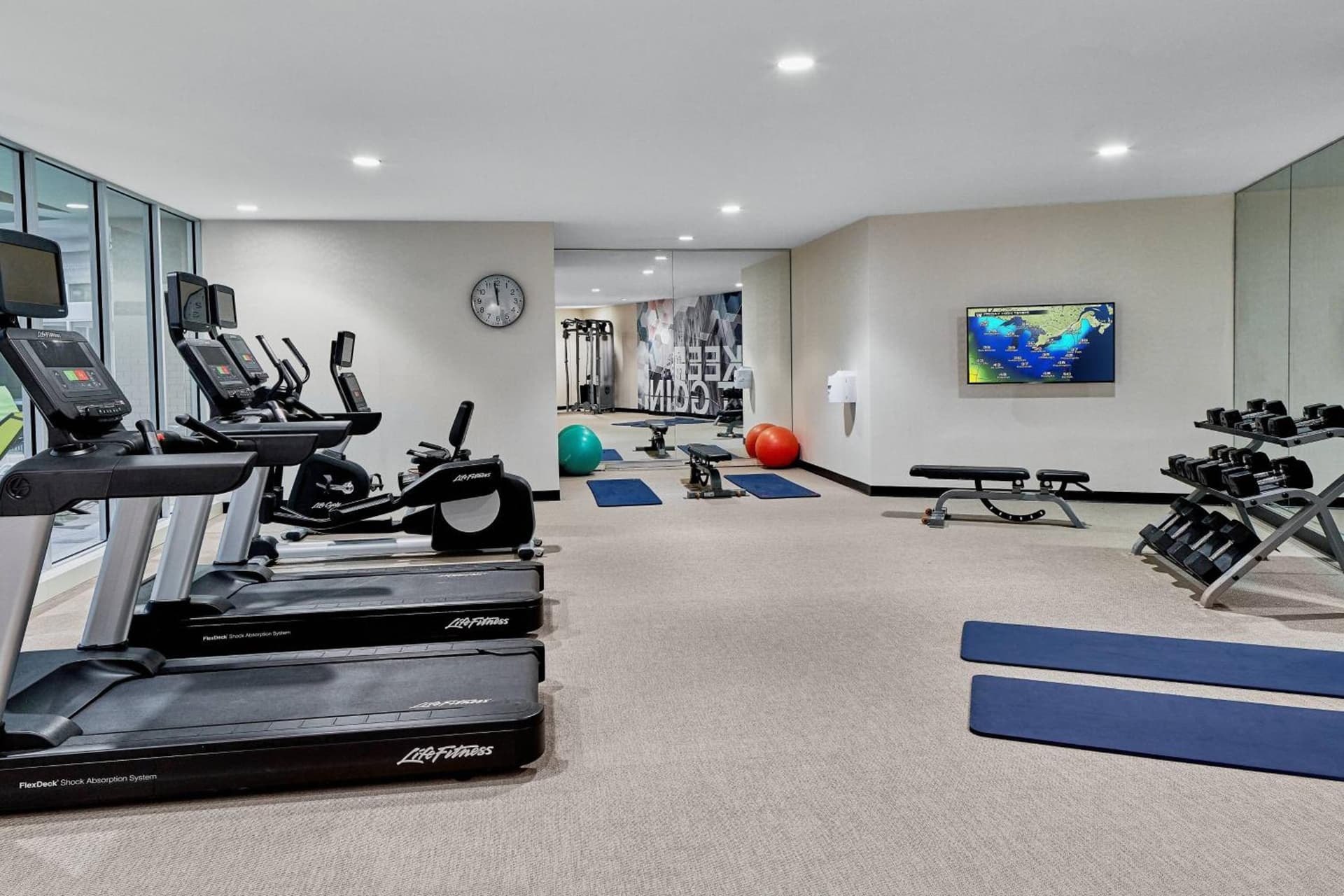 SpringHill Suites by Marriott Roanoke gallery photo in Roanoke, VA — image 29
