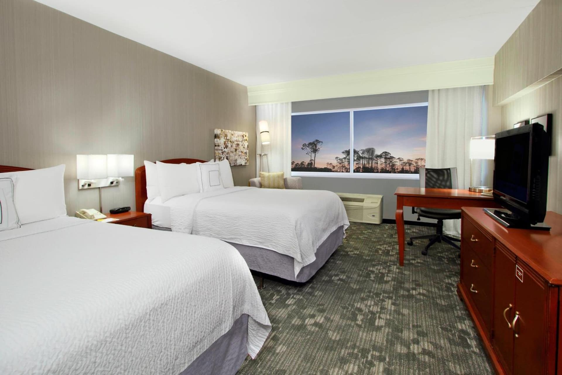 Courtyard by Marriott Lyndhurst/Meadowlands property views in Lyndhurst — gallery photo 3