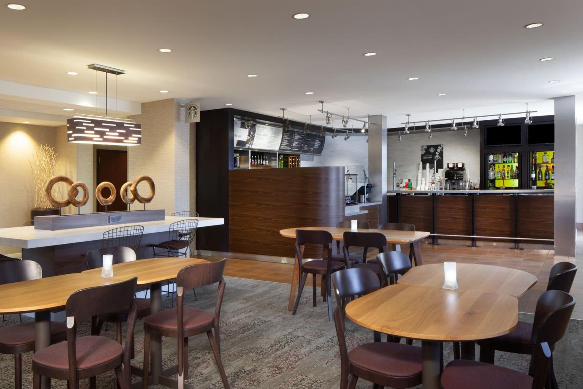 Courtyard by Marriott Oakland Airport gallery photo in Oakland, CA — image 47