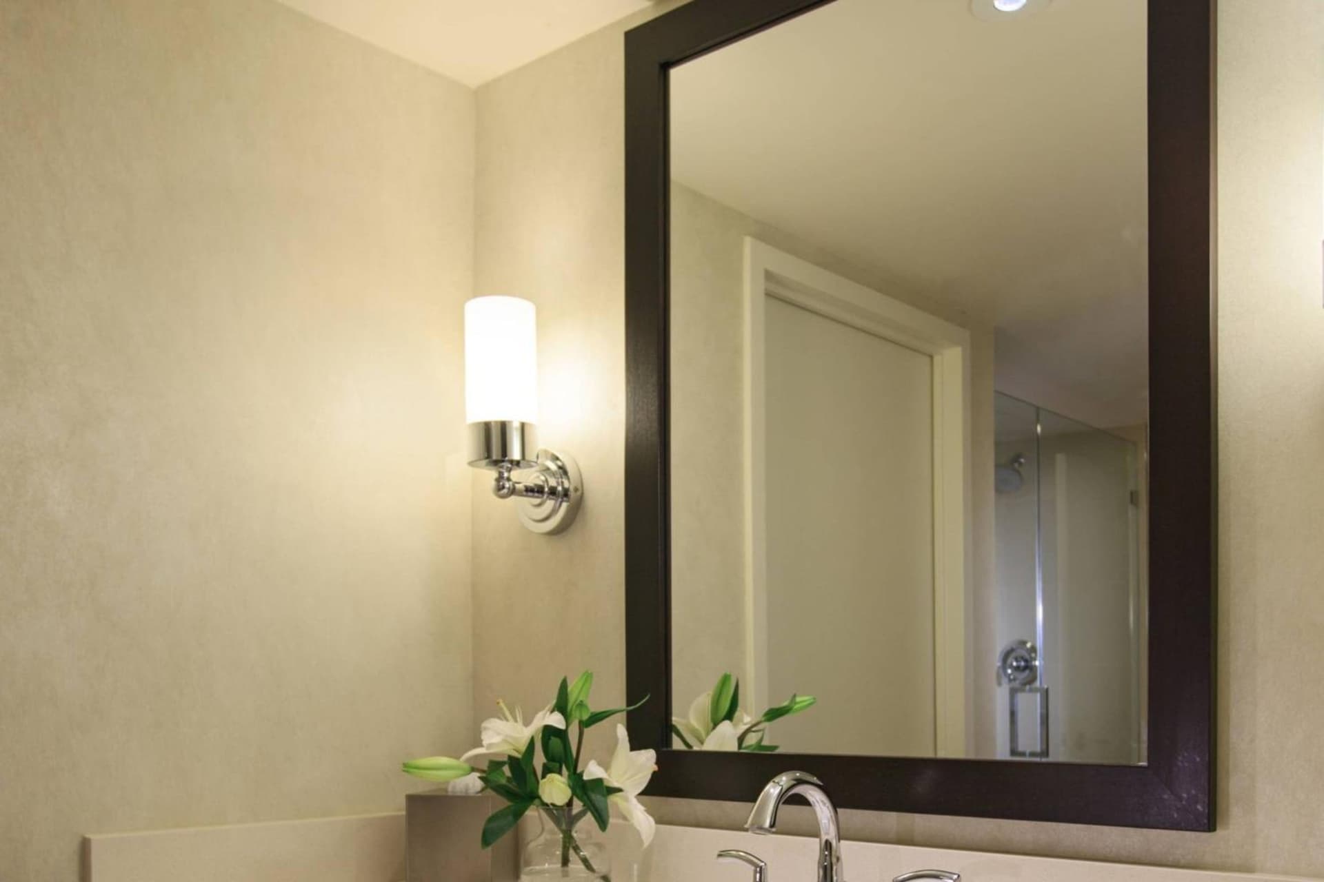 Renaissance Arlington Capital View Hotel gallery photo in Arlington, VA — image 13