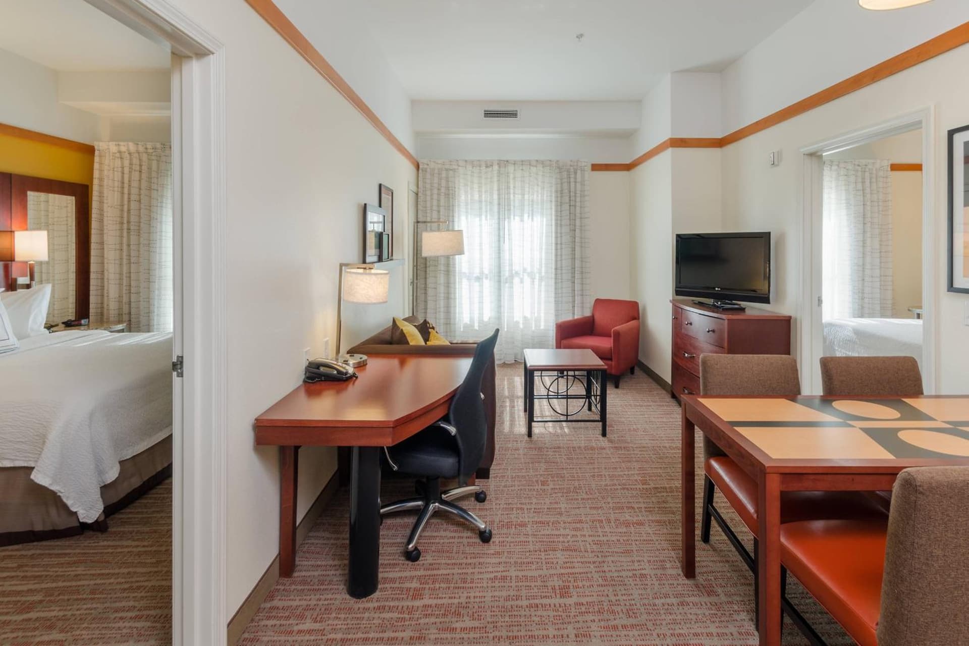 Residence Inn by Marriott Fredericksburg gallery photo in Fredericksburg, VA — image 4