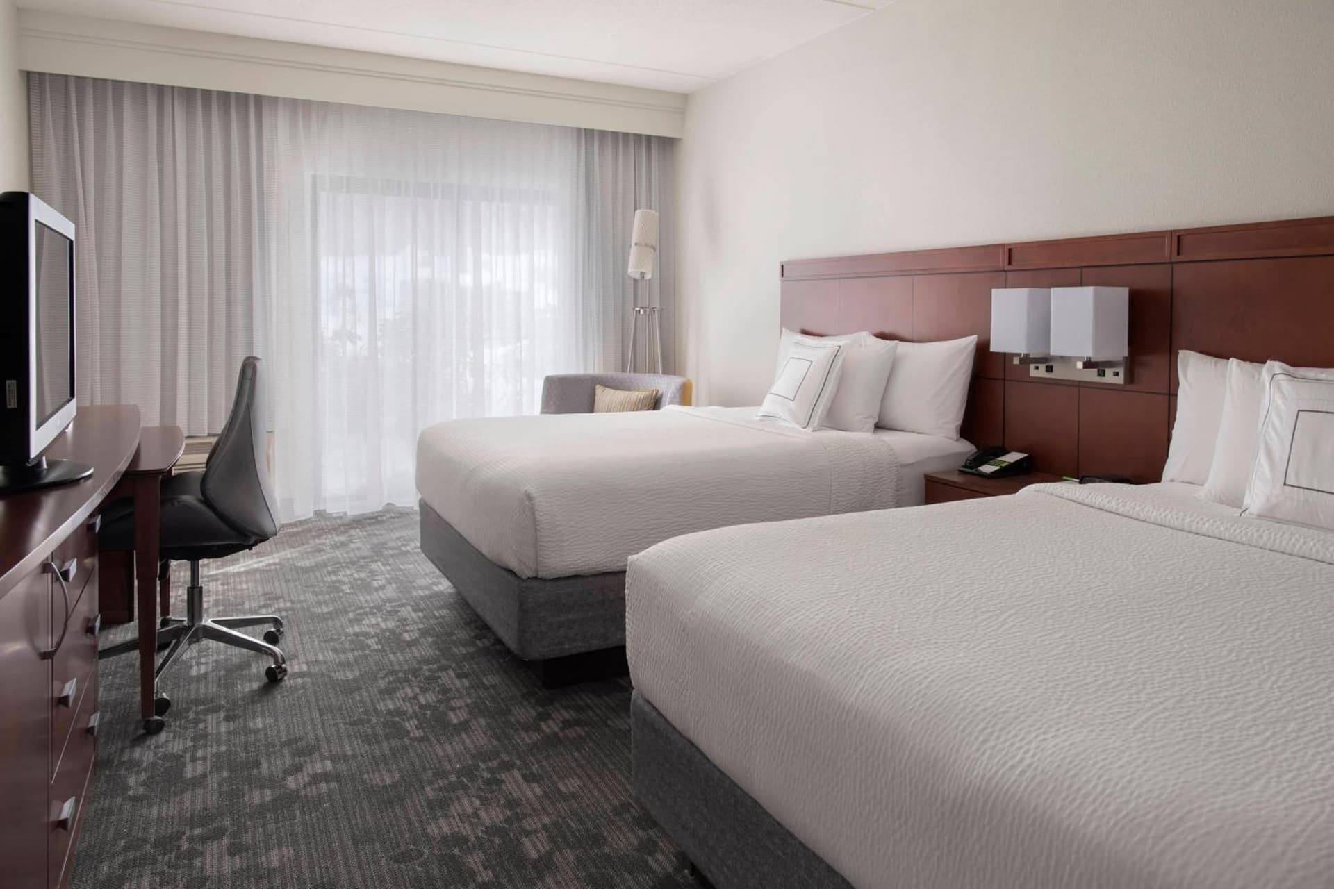 Courtyard by Marriott Boston Norwood/Canton property views in Norwood — gallery photo 3