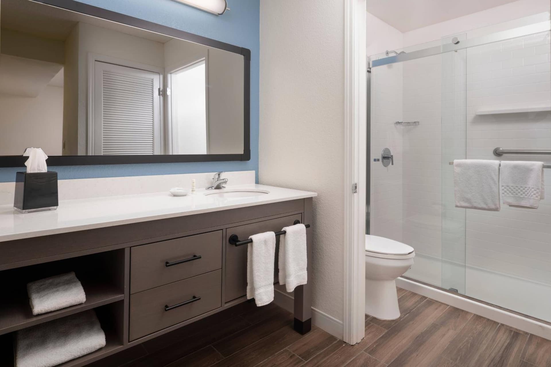 Residence Inn by Marriott San Francisco Airport San Mateo gallery photo in San Mateo, CA — image 4