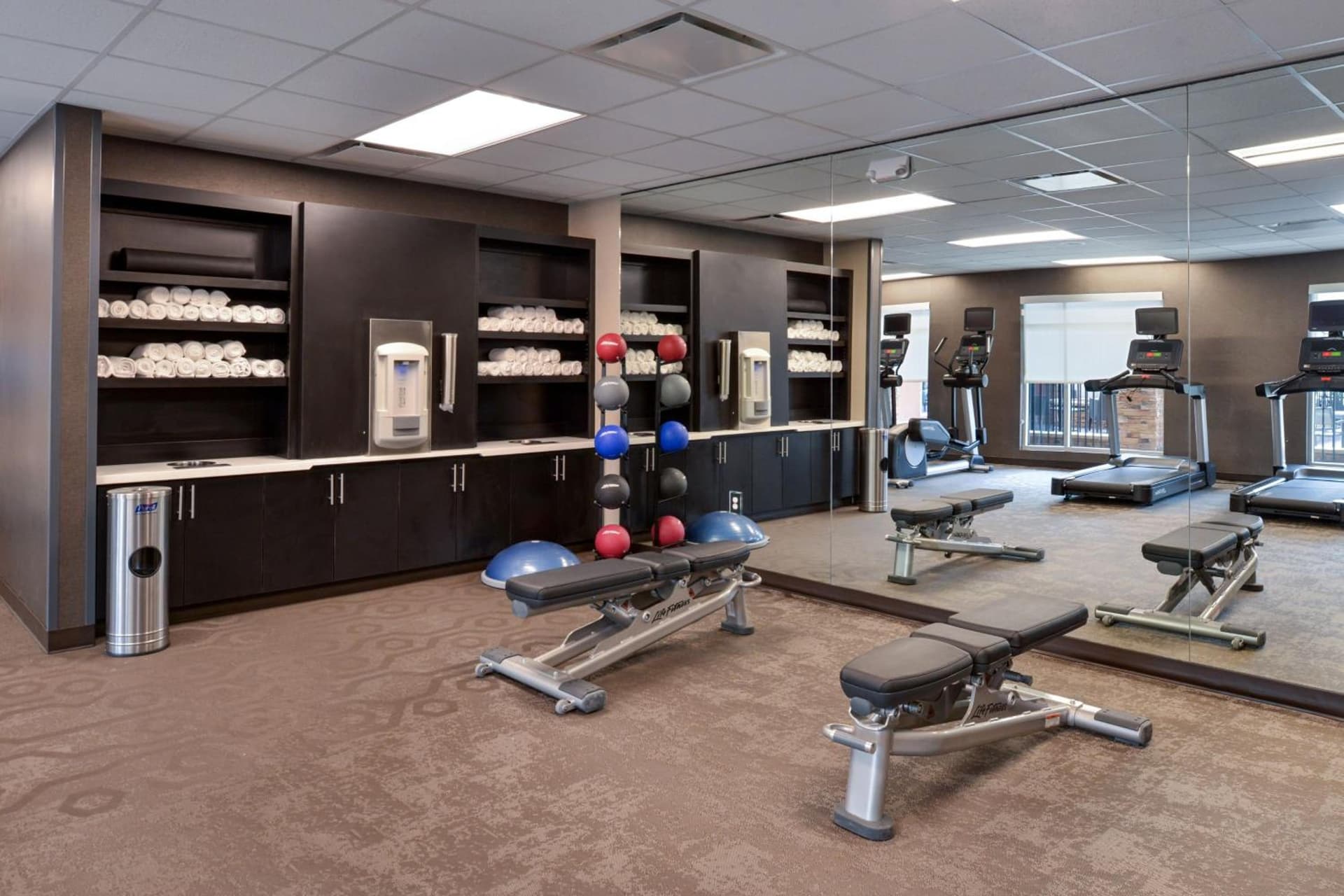 Residence Inn Visalia interior in Visalia, CA — gallery photo 2