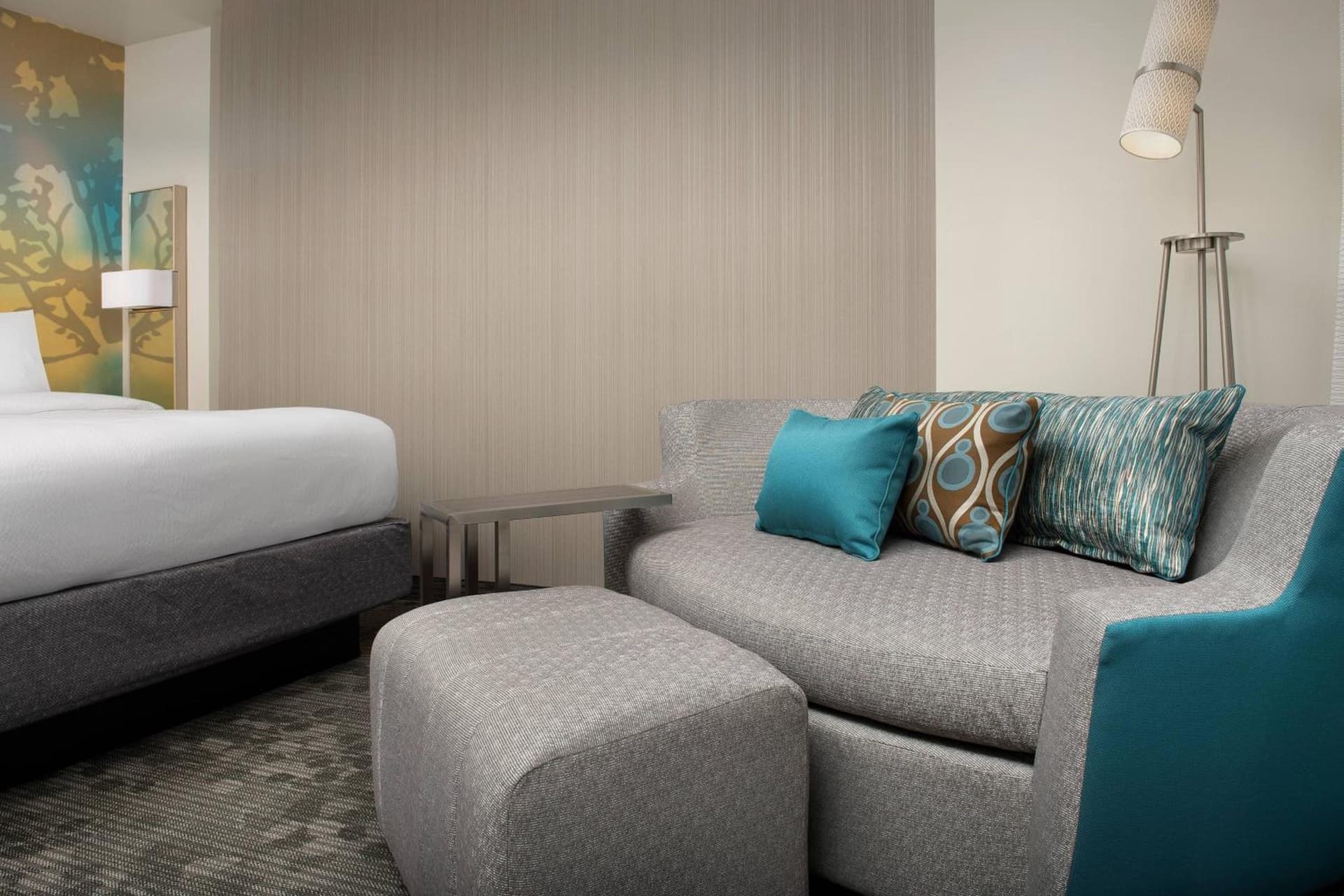 Courtyard by Marriott Portland East gallery photo in Portland, OR — image 24